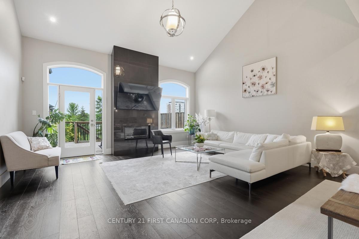 Photo 18 of Unit 4, 2215 Callingham Drive, London, North R — HOMEH