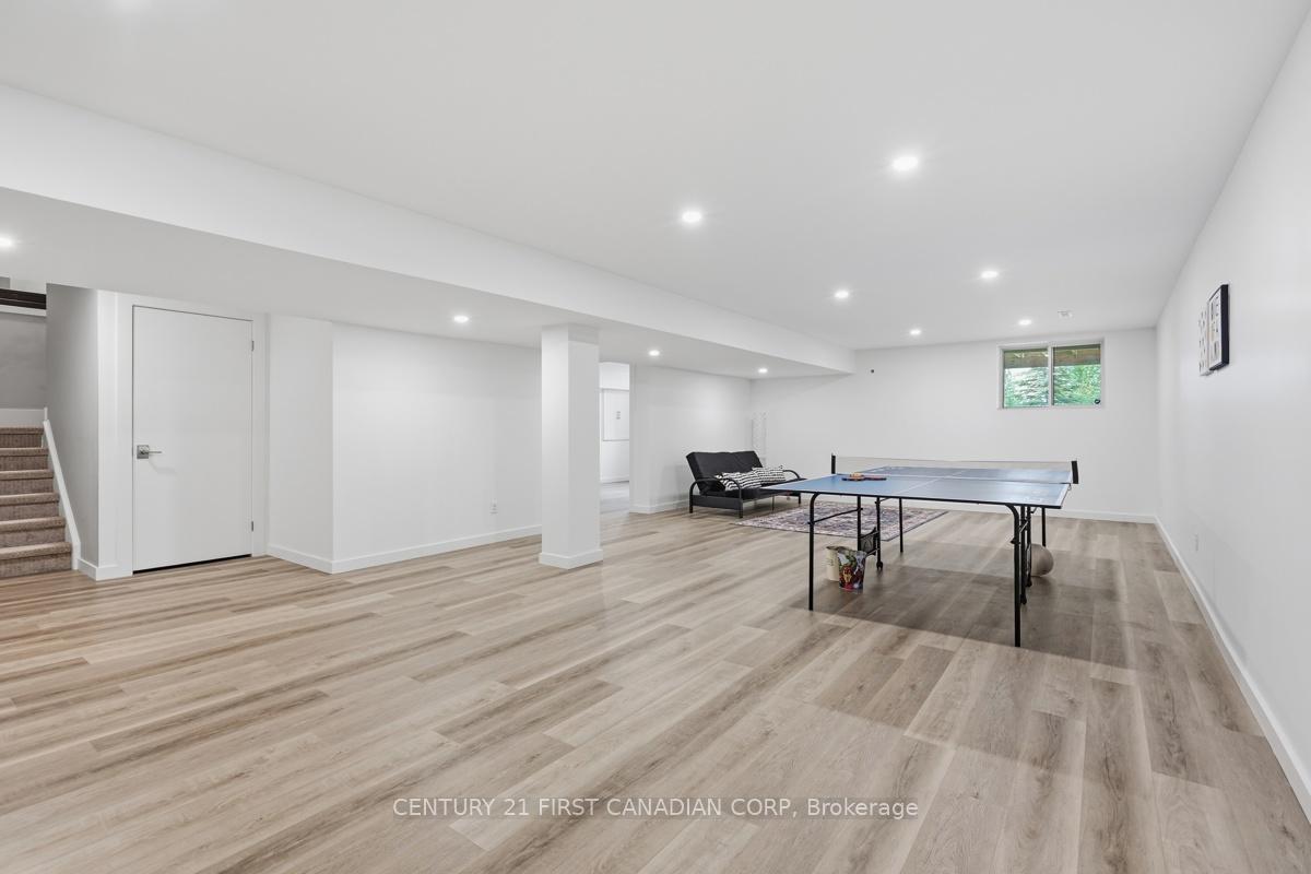 Photo 39 of Unit 4, 2215 Callingham Drive, London, North R — HOMEH