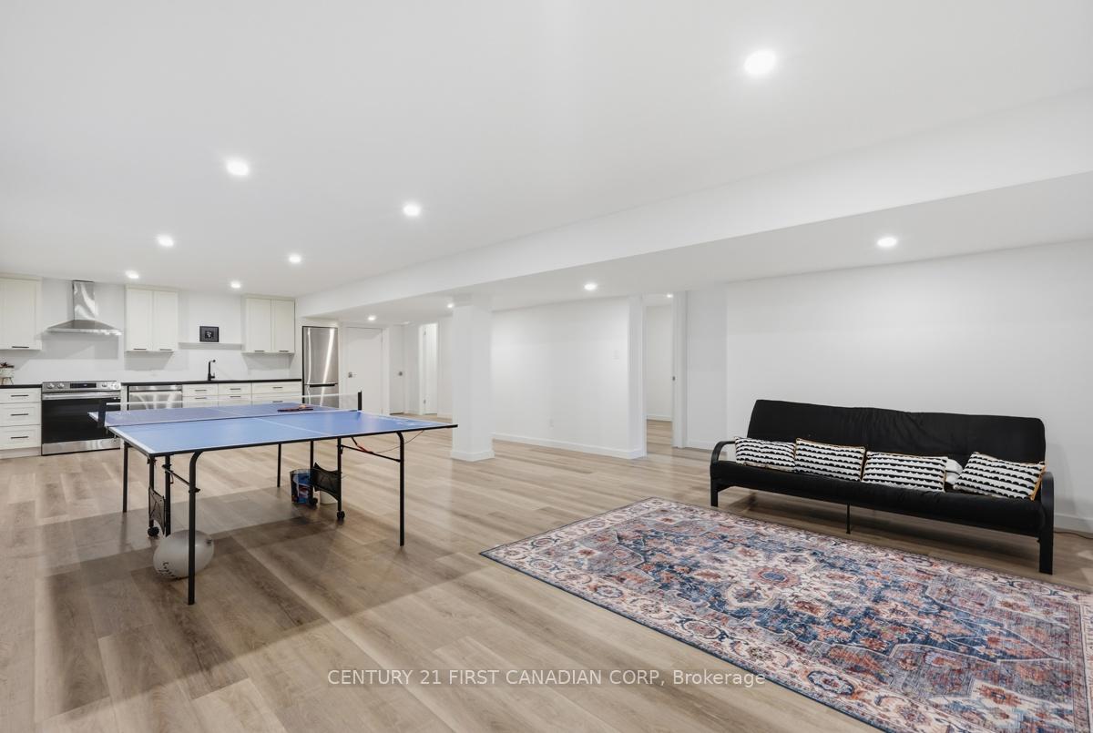 Photo 40 of Unit 4, 2215 Callingham Drive, London, North R — HOMEH