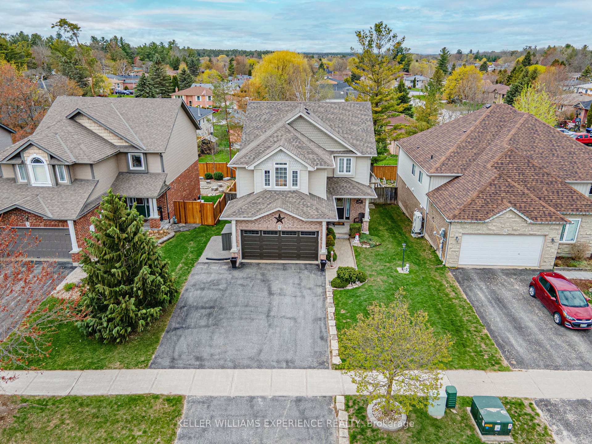 Photo 8 of 87 Armeda Clow Crescent, Essa, Angus — HOMEH