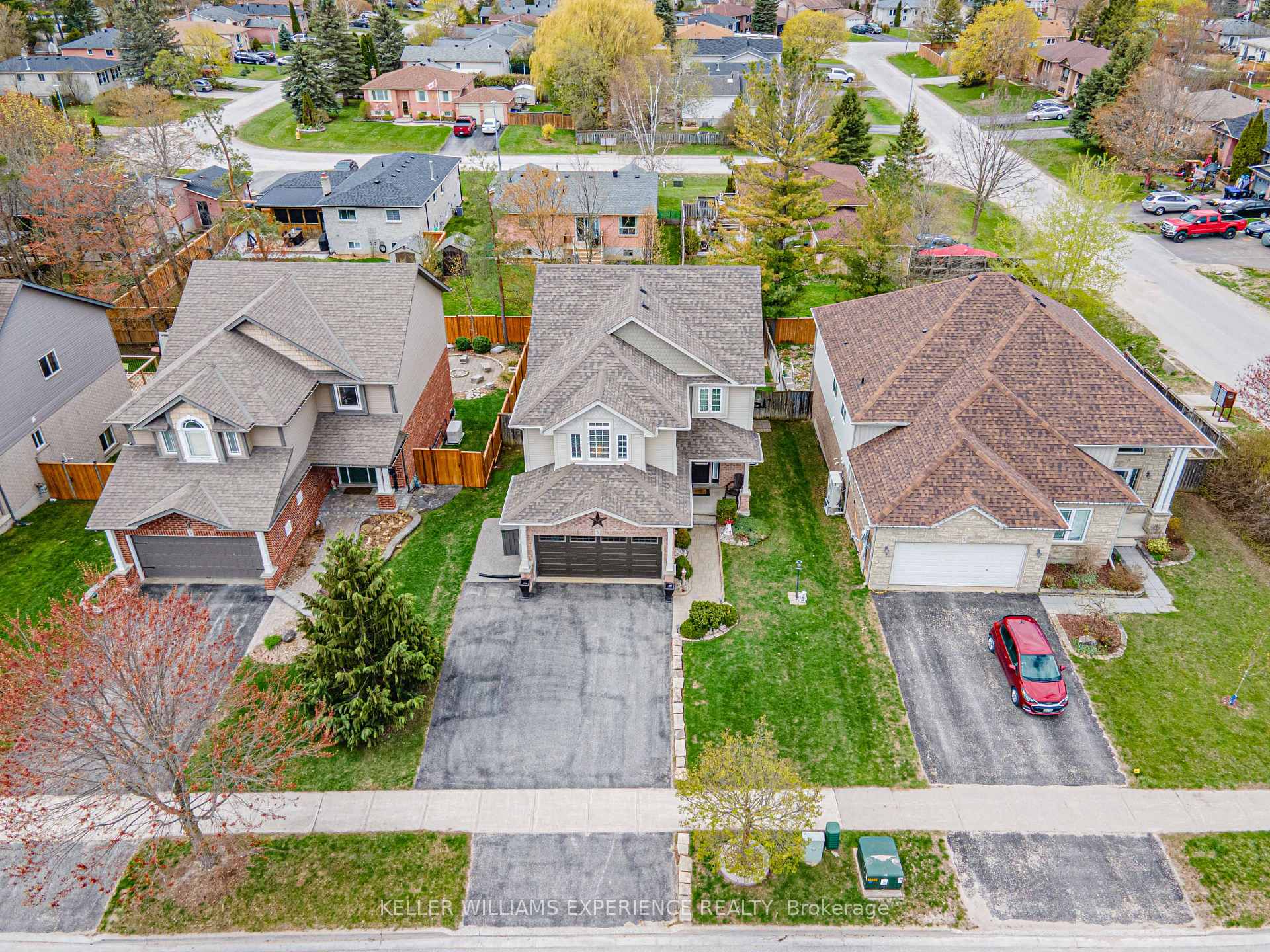 Photo 10 of 87 Armeda Clow Crescent, Essa, Angus — HOMEH