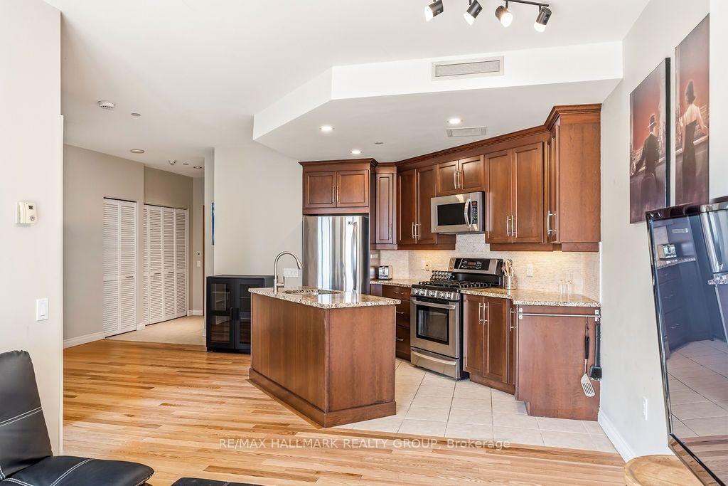 Photo 15 of Unit 409, 90 George Street, Ottawa, Lower Town/Byward Market — HOMEH
