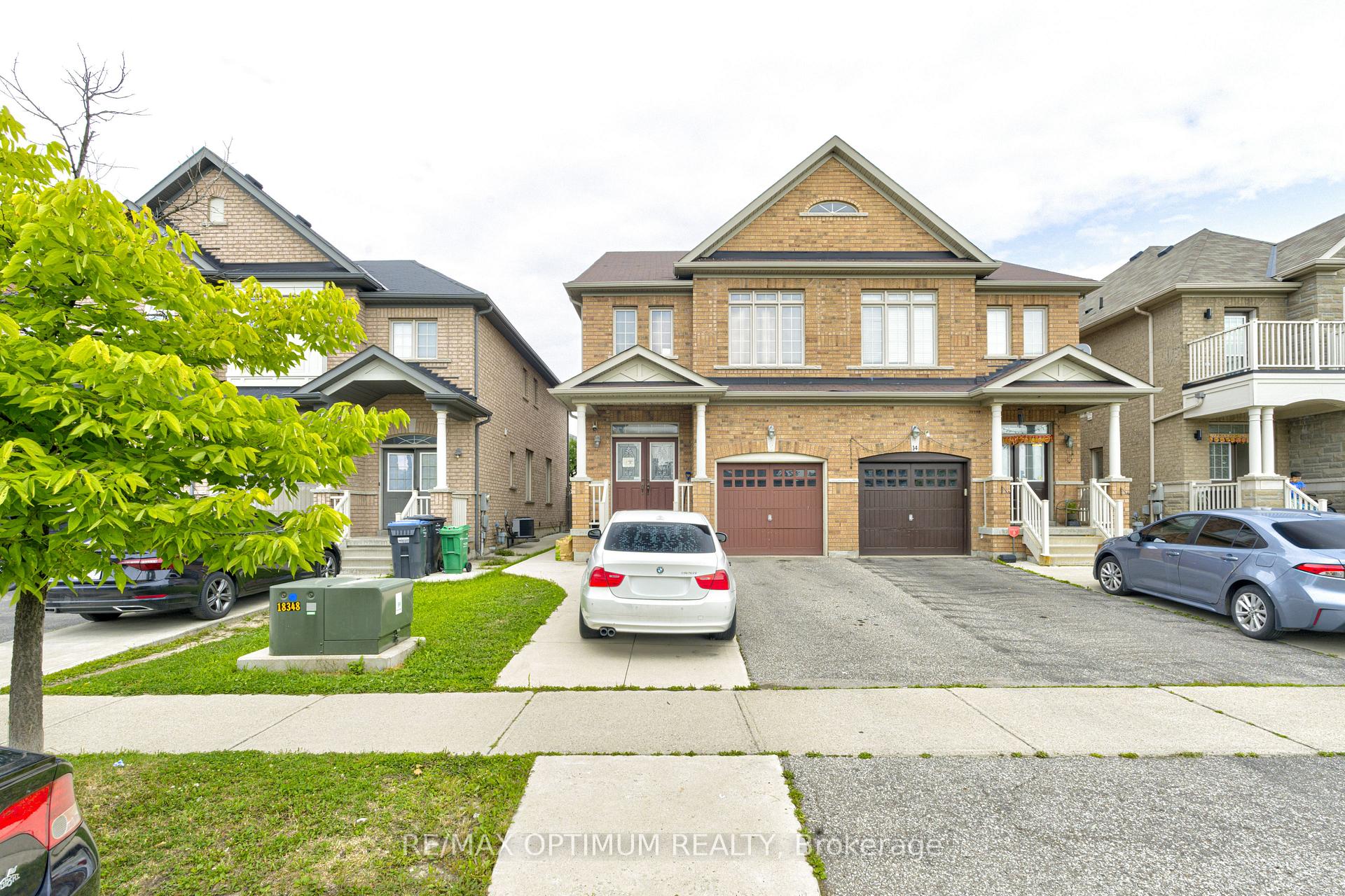 Photo 2 of 12 Franktown Drive, Brampton, Bram East — HOMEH