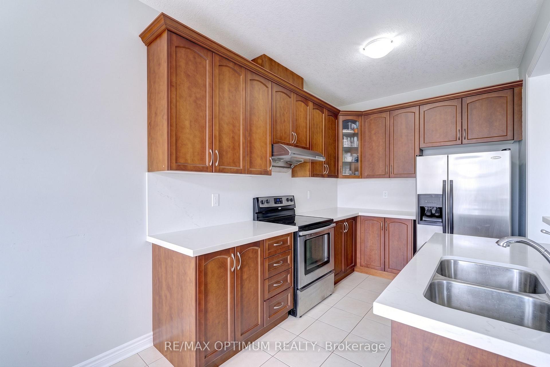 Photo 10 of 12 Franktown Drive, Brampton, Bram East — HOMEH