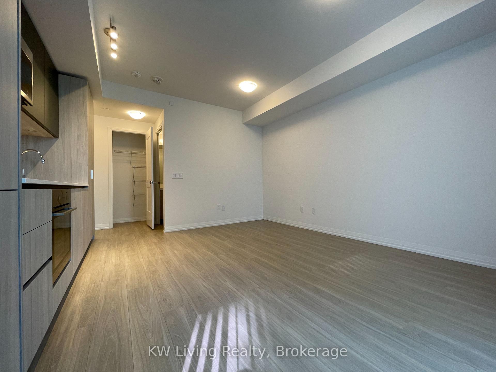 Photo 6 of Unit 1801, 8 Widmer Street, Toronto, Waterfront Communities — HOMEH
