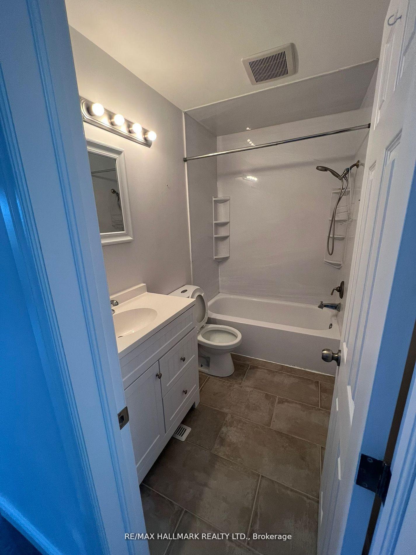 Photo 5 of Unit Main, 261 Wellington Street E, Barrie, Codrington — HOMEH