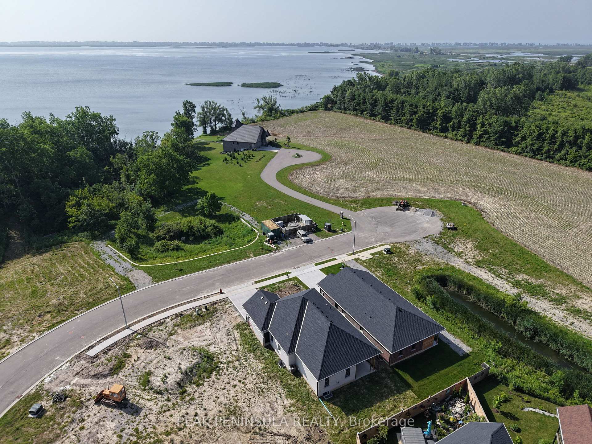Photo of 51 Hunter Drive S