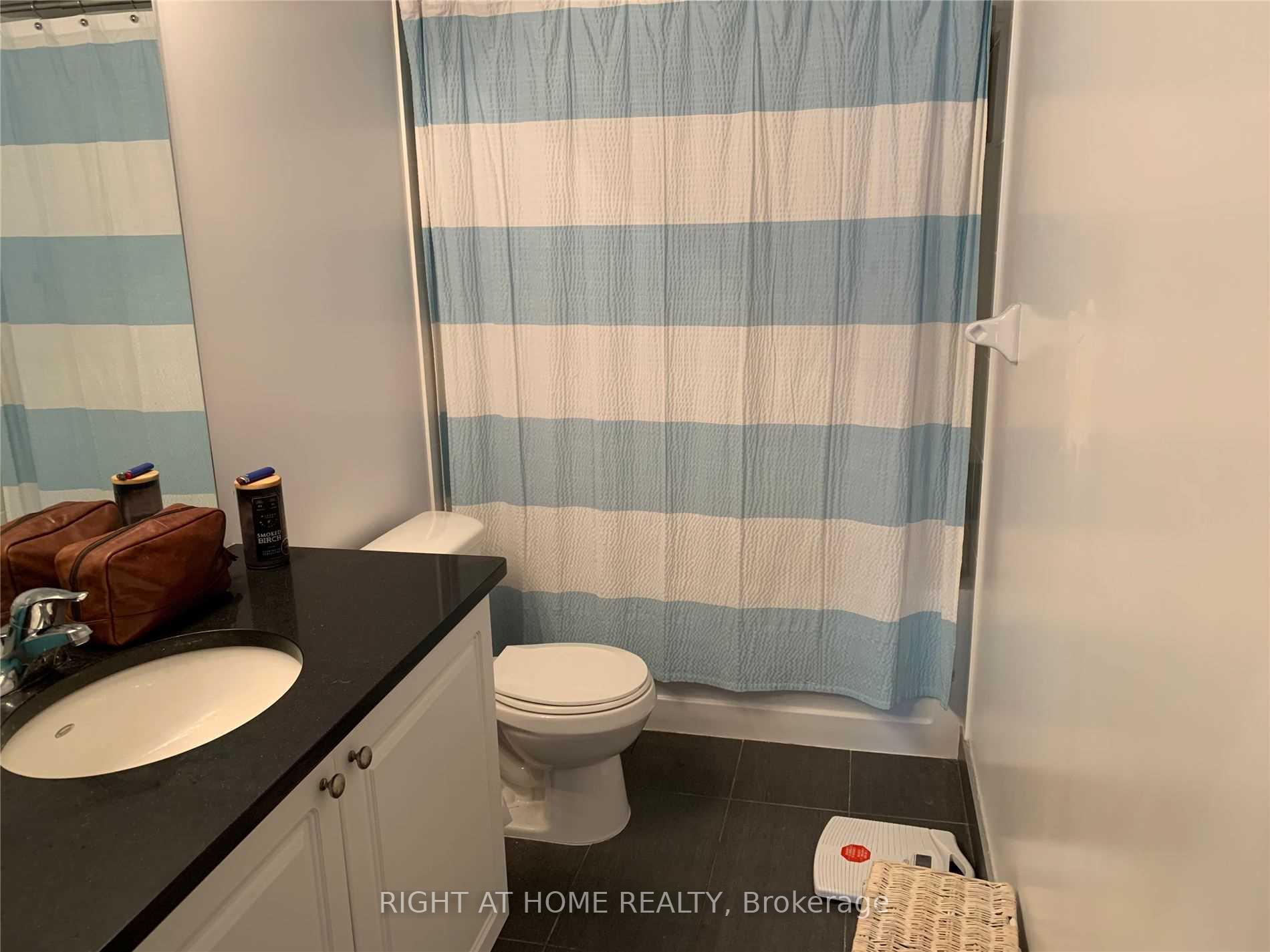 Photo 15 of Unit 810, 19 Grand Trunk Crescent, Toronto, Waterfront Communities — HOMEH