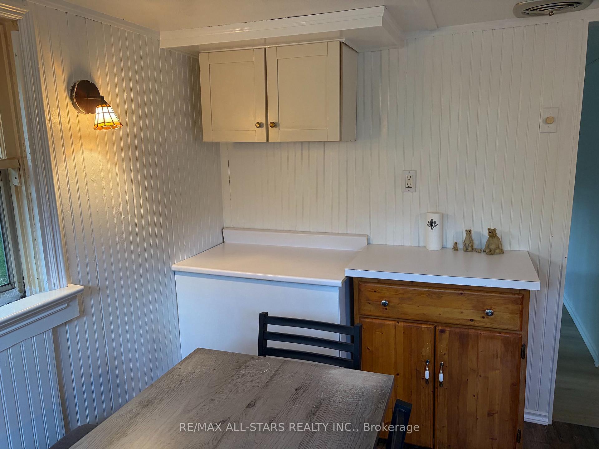 Photo 5 of 22B Thompson Drive, Georgina, Sutton & Jackson's Point — HOMEH