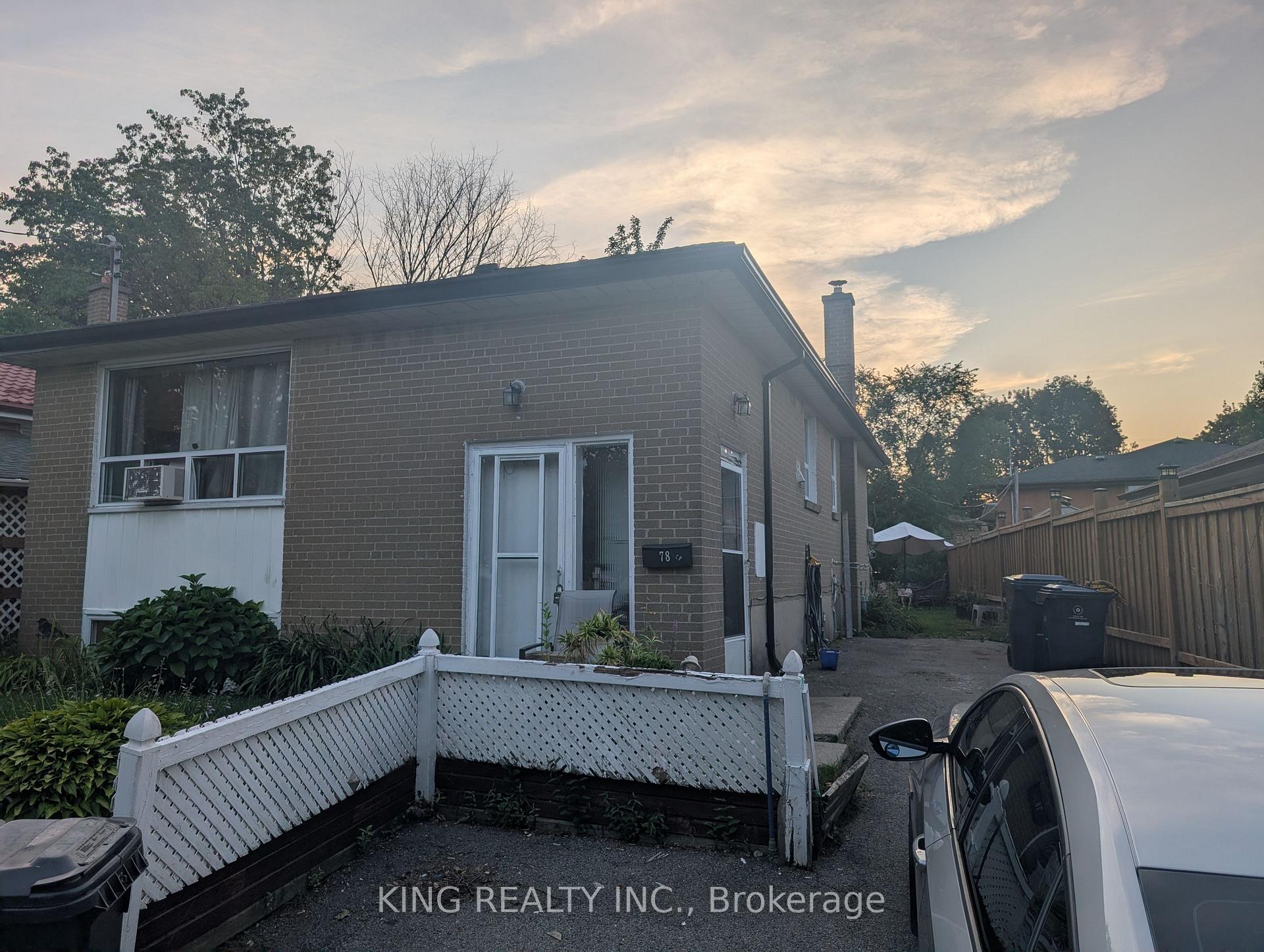 Photo 2 of 78 Pandora Circle, Scarborough, Woburn — HOMEH