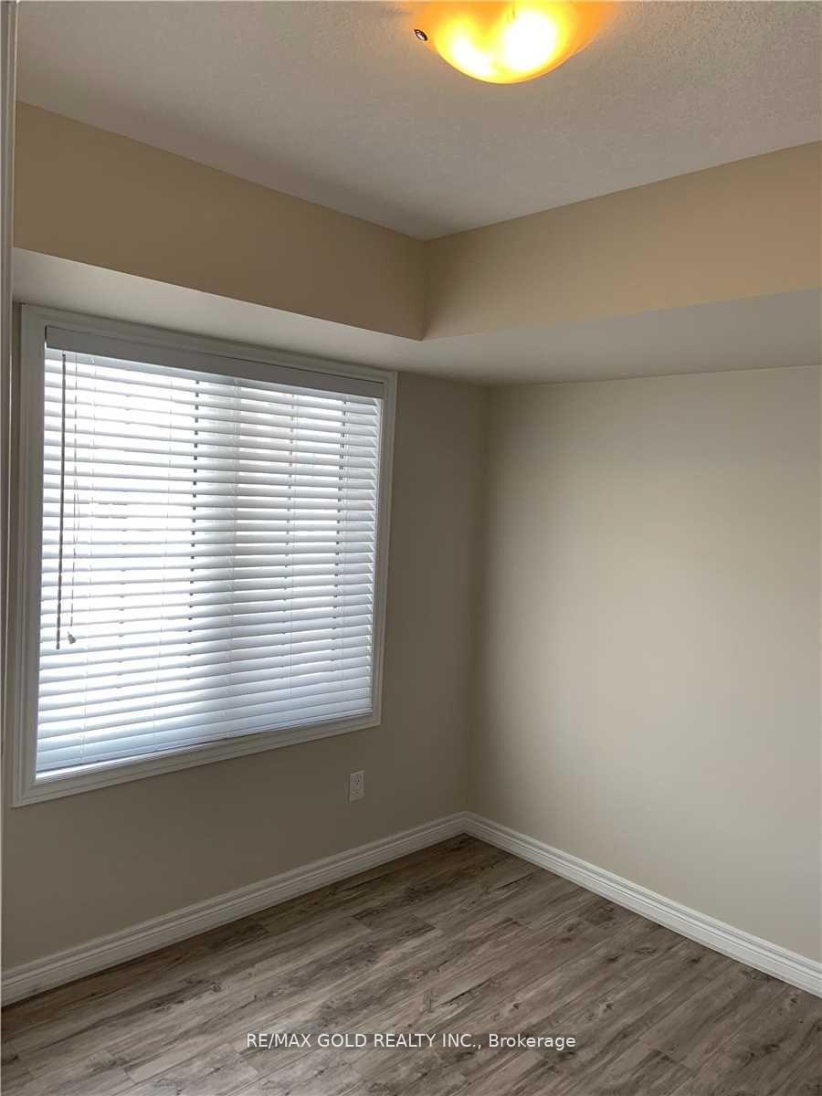 Photo 8 of Unit 67, 763 Linden Drive, Cambridge, Preston Heights — HOMEH
