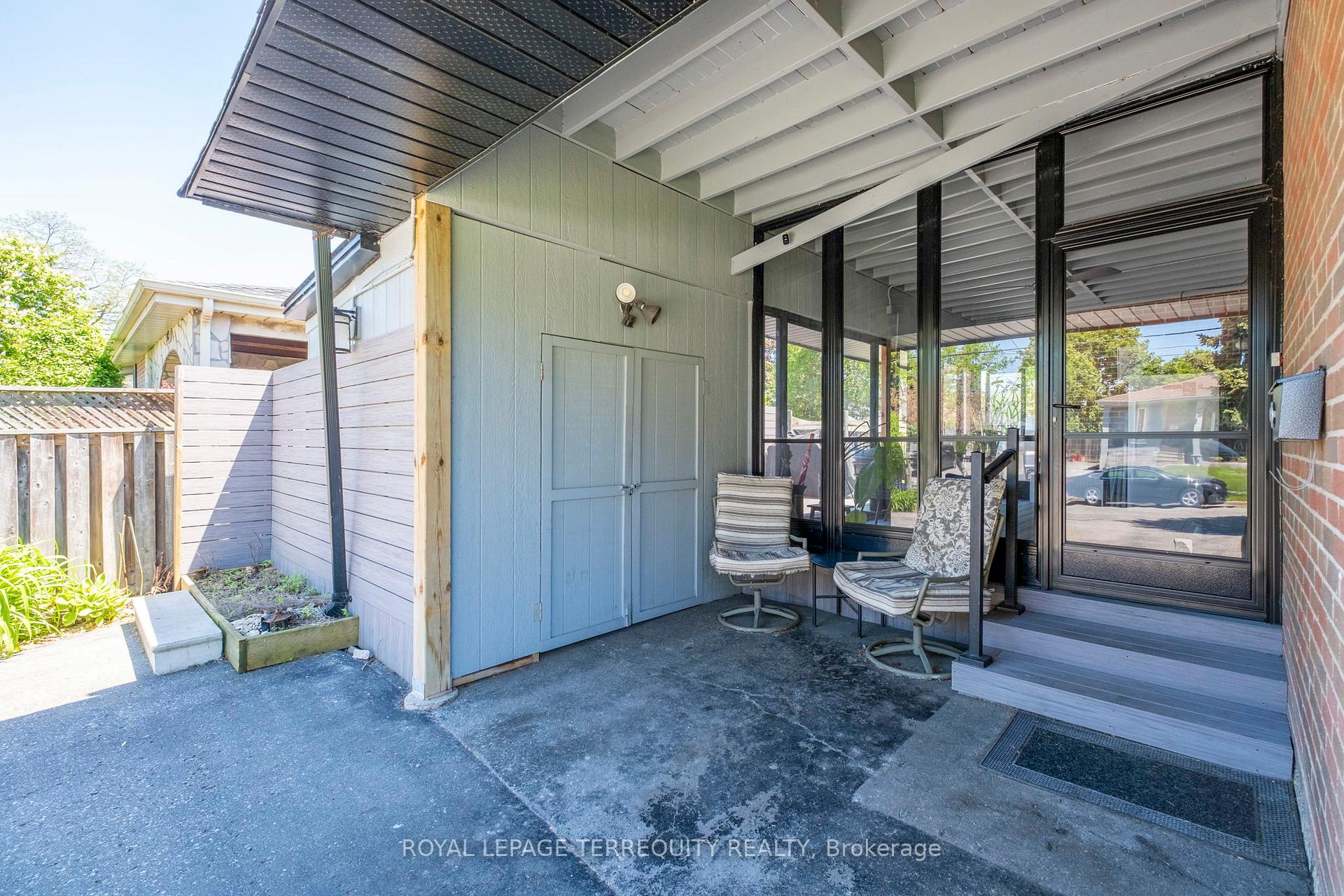 Photo 5 of 971 Oklahoma Drive, Pickering, West Shore — HOMEH