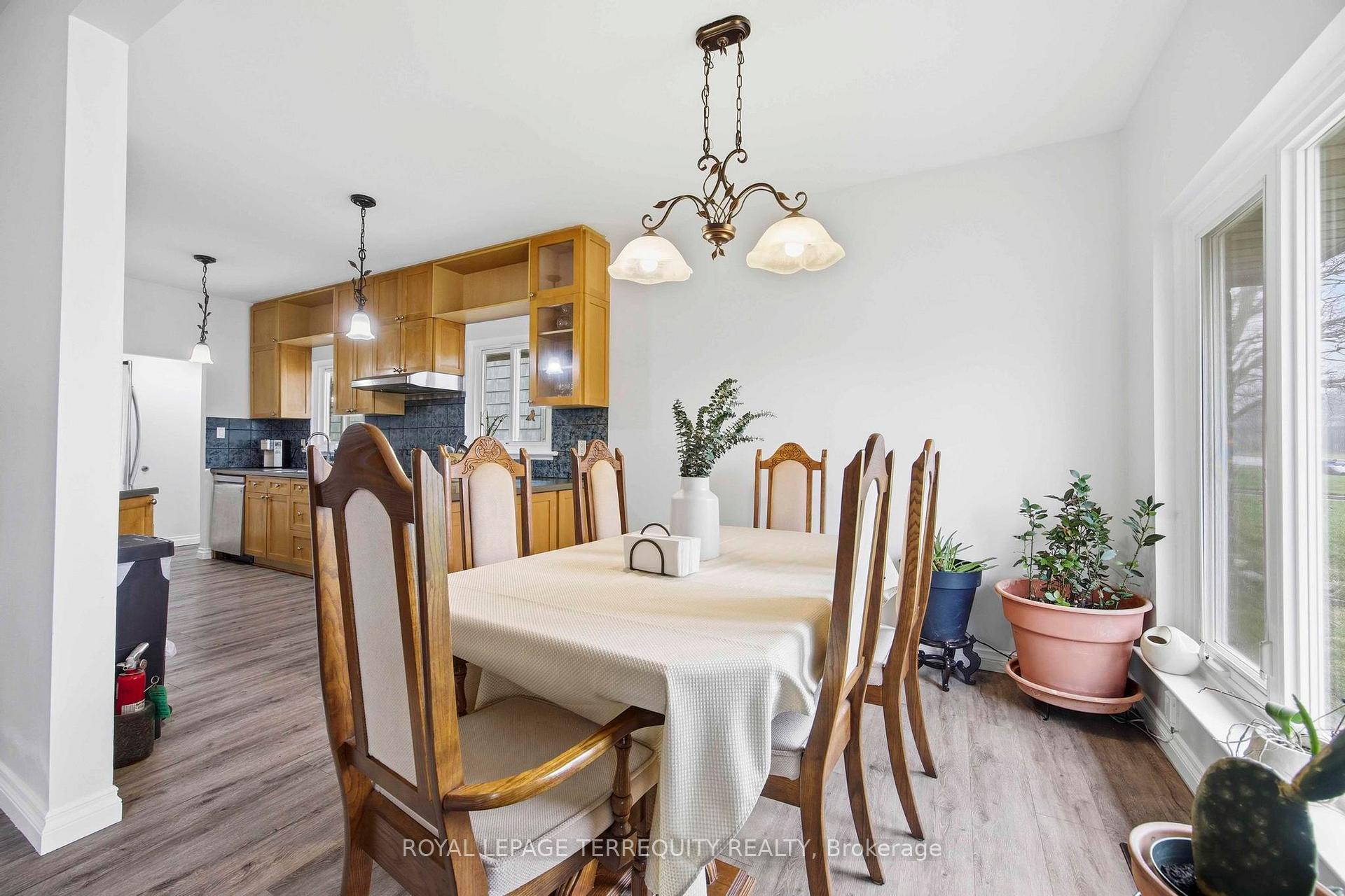 Photo 16 of 971 Oklahoma Drive, Pickering, West Shore — HOMEH