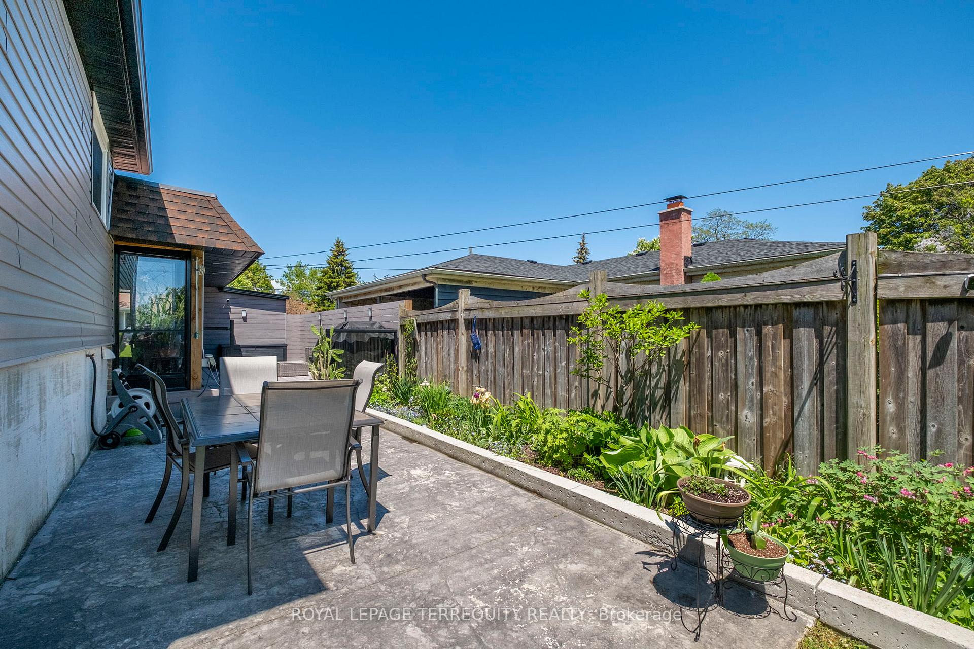 Photo 40 of 971 Oklahoma Drive, Pickering, West Shore — HOMEH