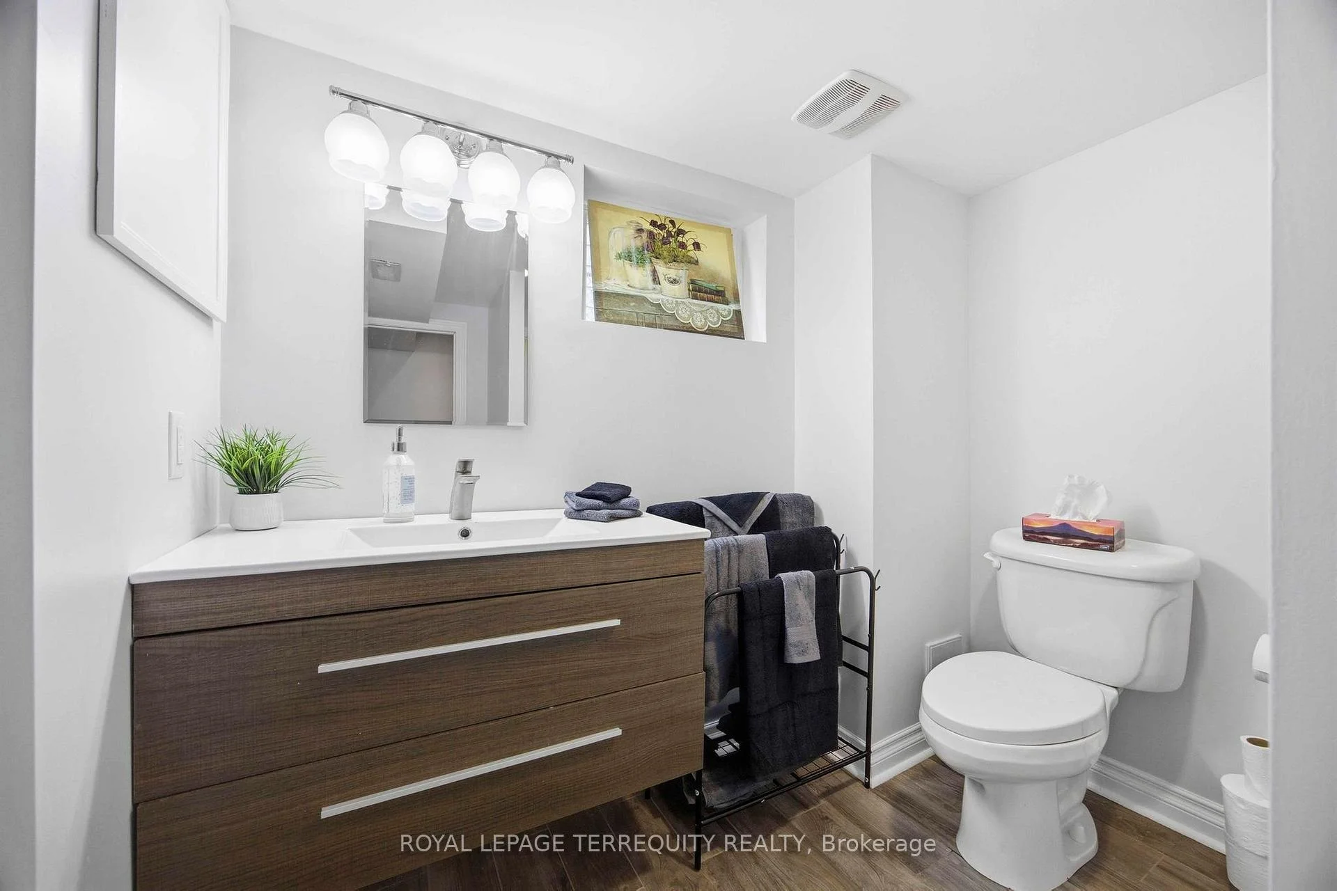 Photo 33 of 971 Oklahoma Drive, Pickering, West Shore — HOMEH