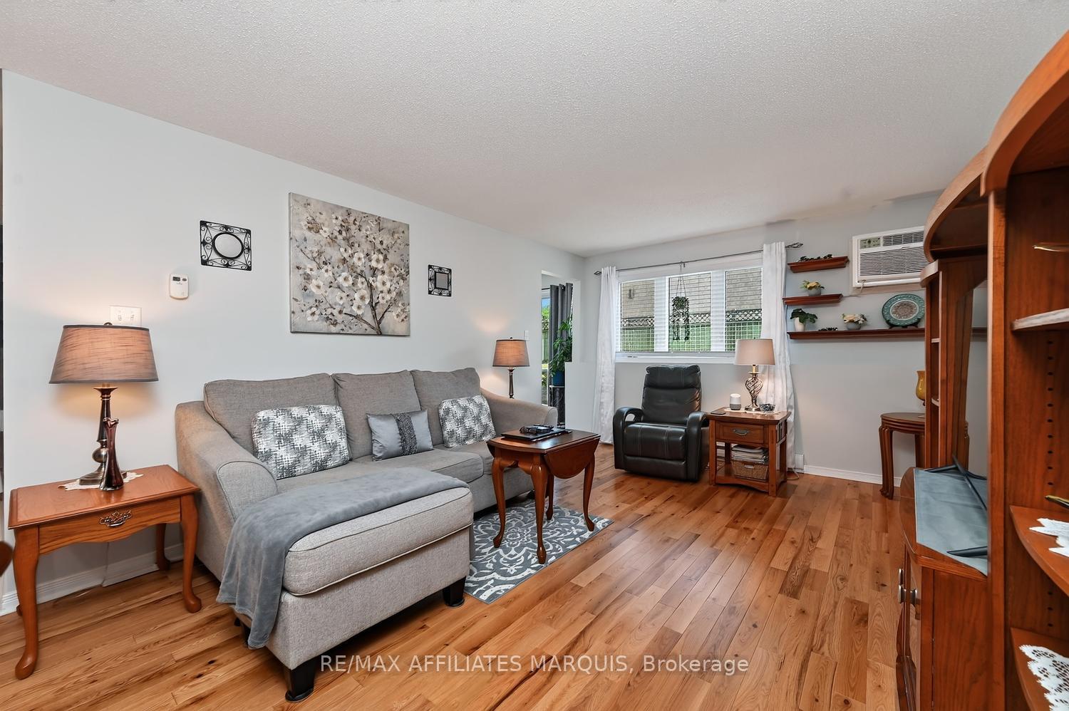 Photo 12 of Unit 106, 10 Armstrong Drive, Smiths Falls, Smiths Falls — HOMEH