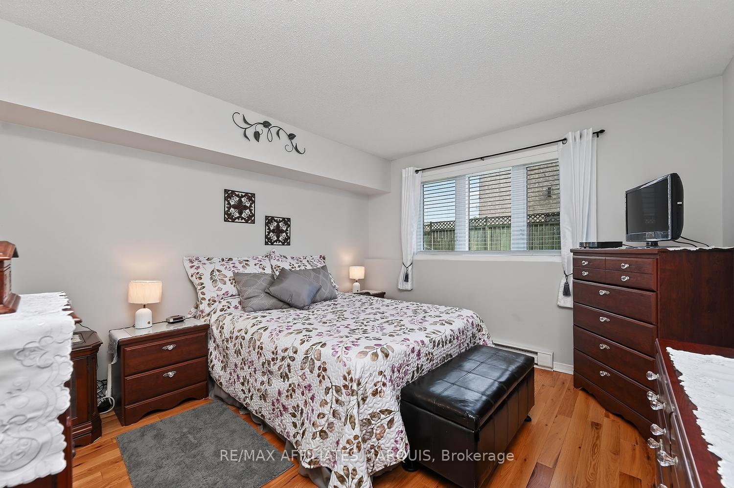 Photo 15 of Unit 106, 10 Armstrong Drive, Smiths Falls, Smiths Falls — HOMEH