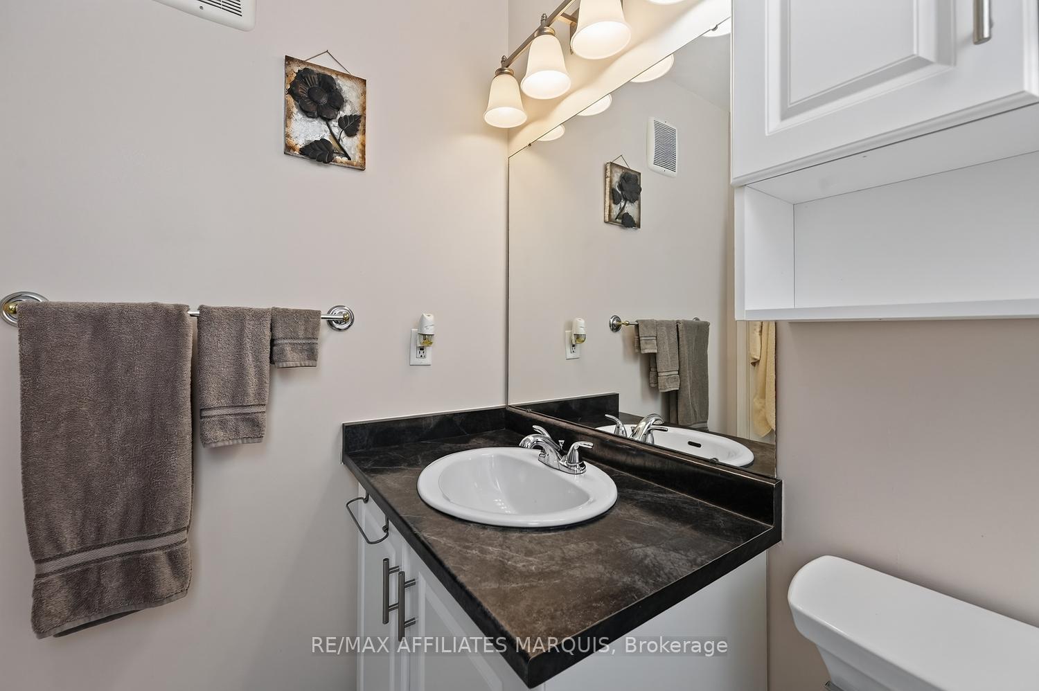 Photo 24 of Unit 106, 10 Armstrong Drive, Smiths Falls, Smiths Falls — HOMEH