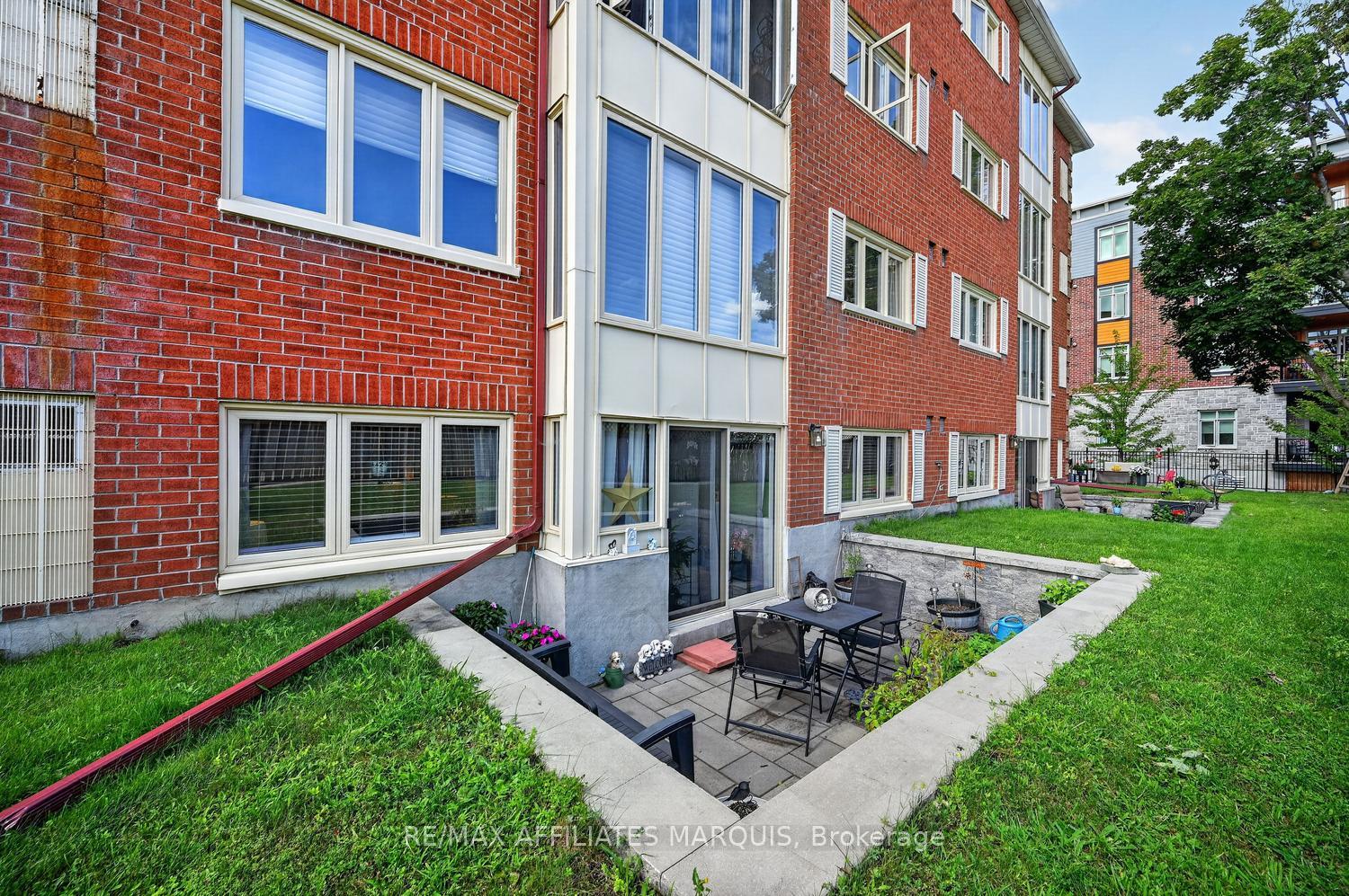 Photo 29 of Unit 106, 10 Armstrong Drive, Smiths Falls, Smiths Falls — HOMEH