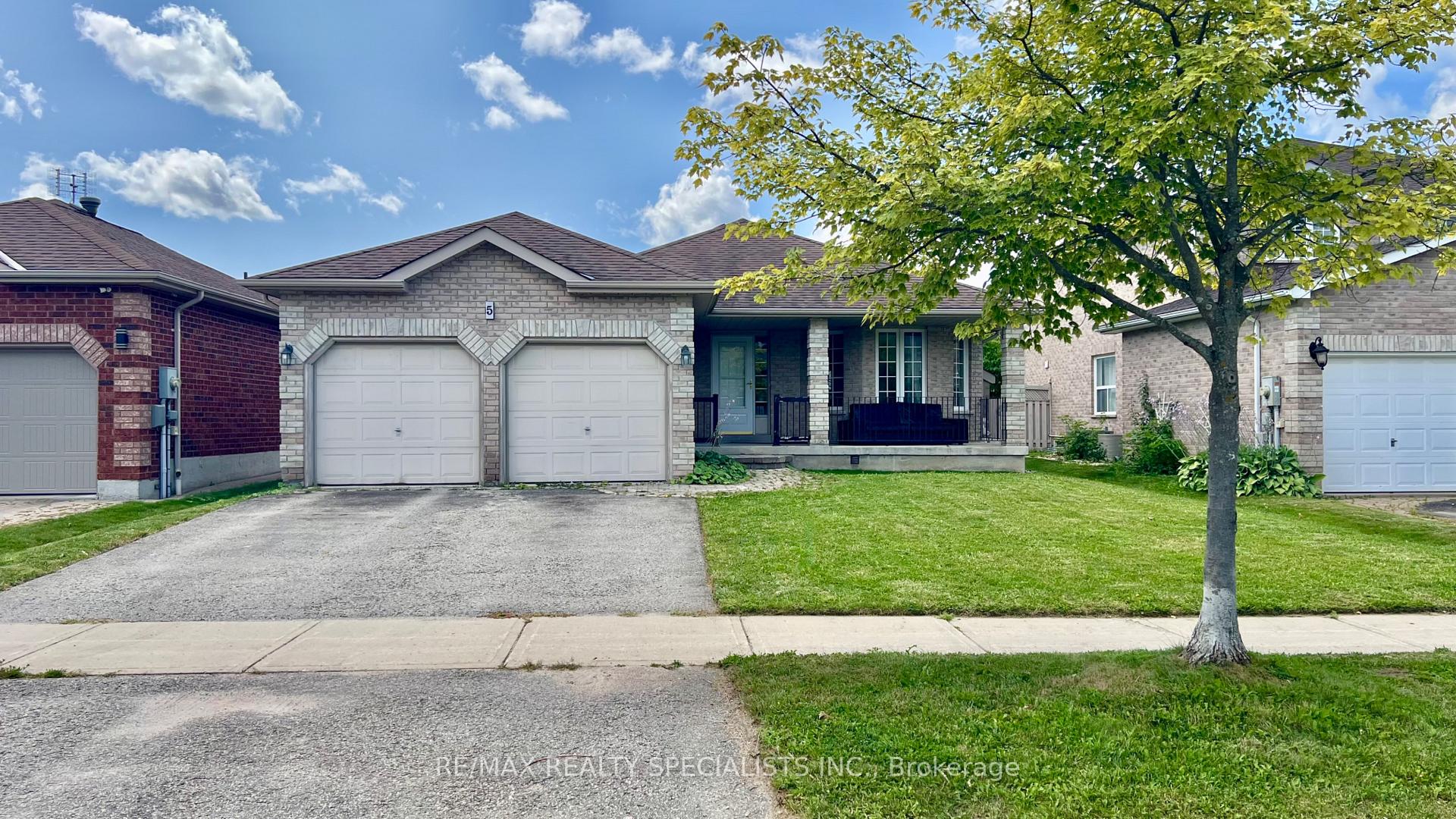 Photo 1 of 5 Russell Hill Drive, Barrie, Painswick South — HOMEH