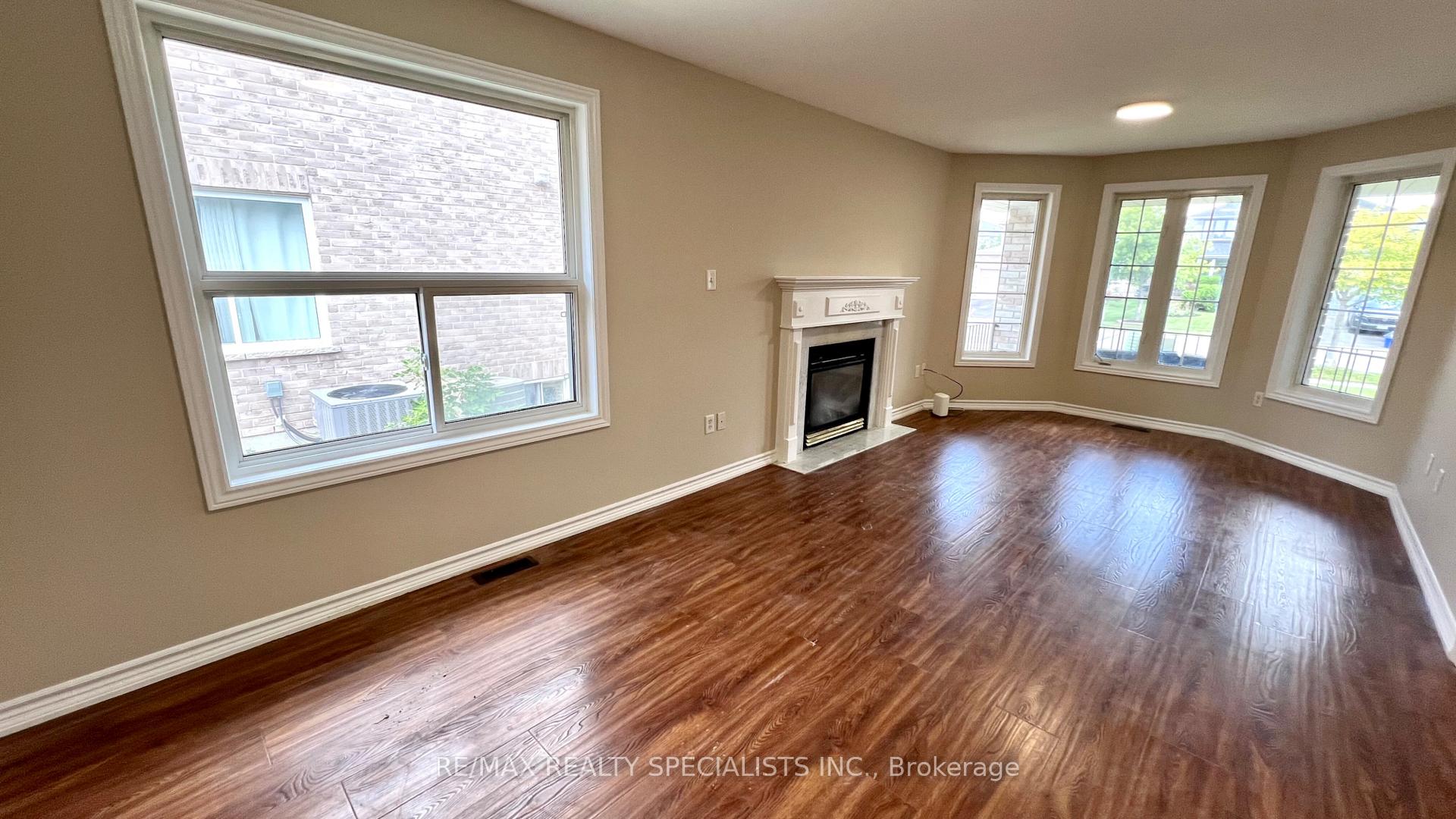 Photo 7 of 5 Russell Hill Drive, Barrie, Painswick South — HOMEH