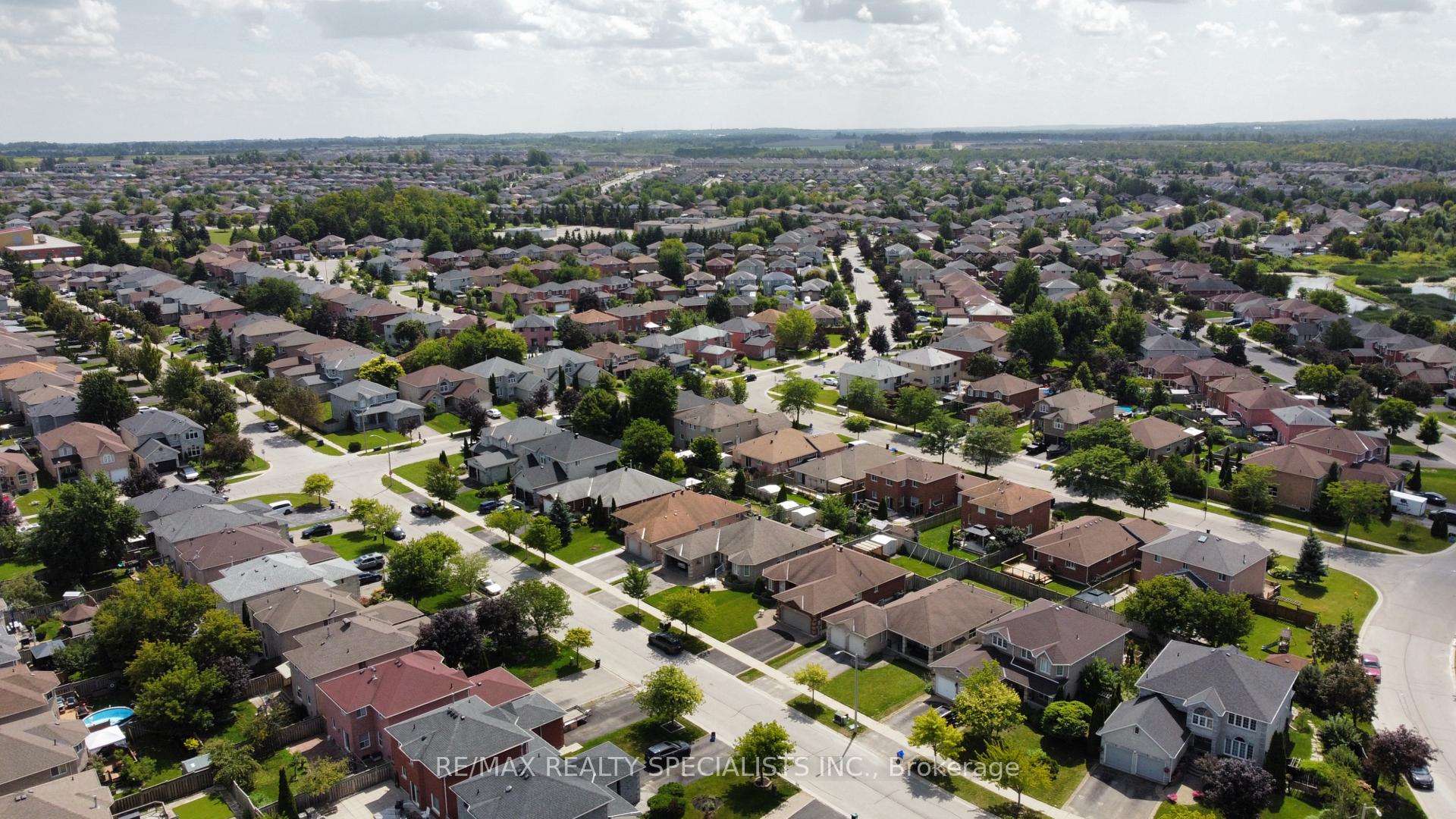Photo 27 of 5 Russell Hill Drive, Barrie, Painswick South — HOMEH