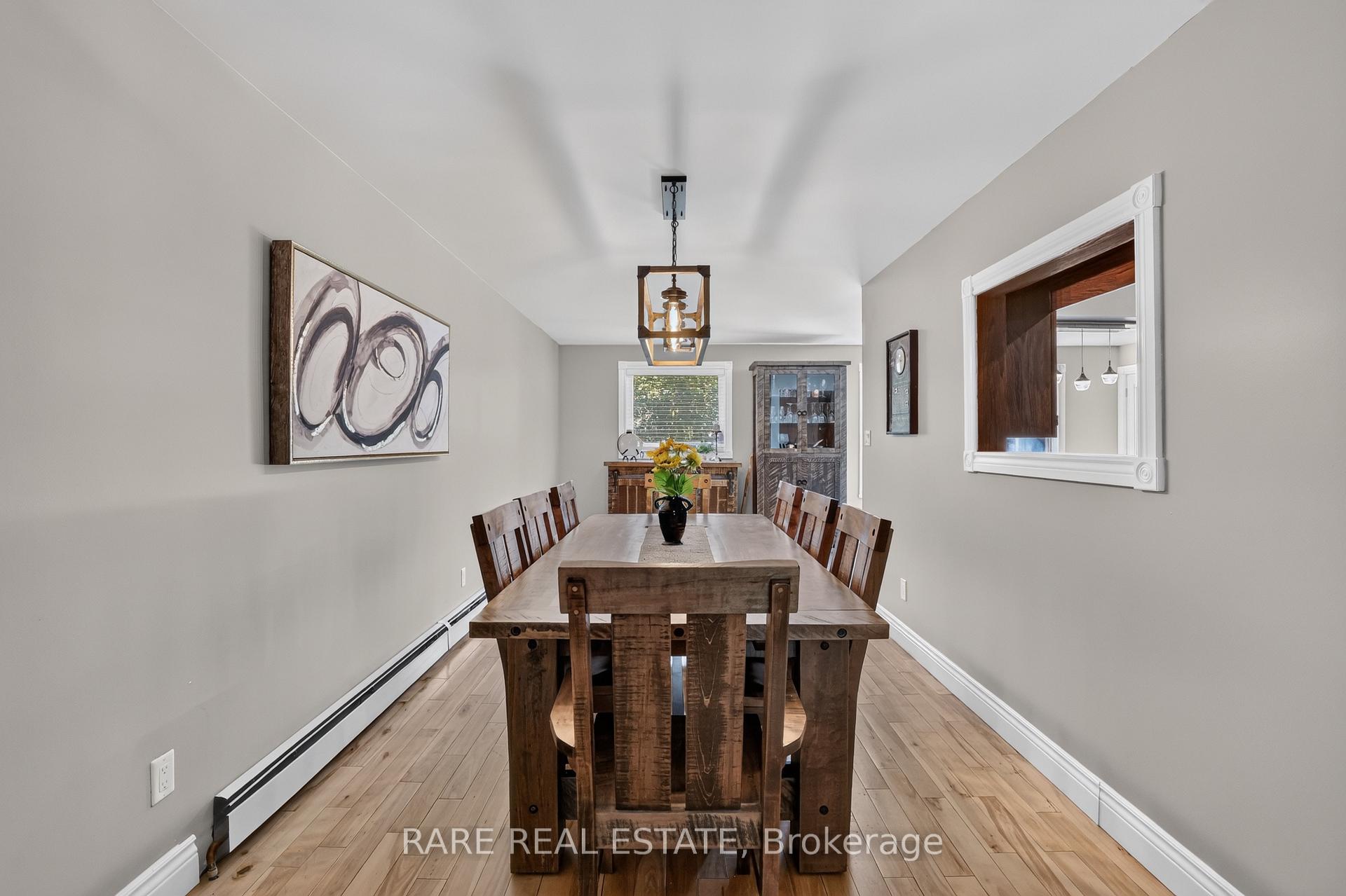 Photo 10 of 79 Caroline Street W, Clearview, Rural Clearview — HOMEH
