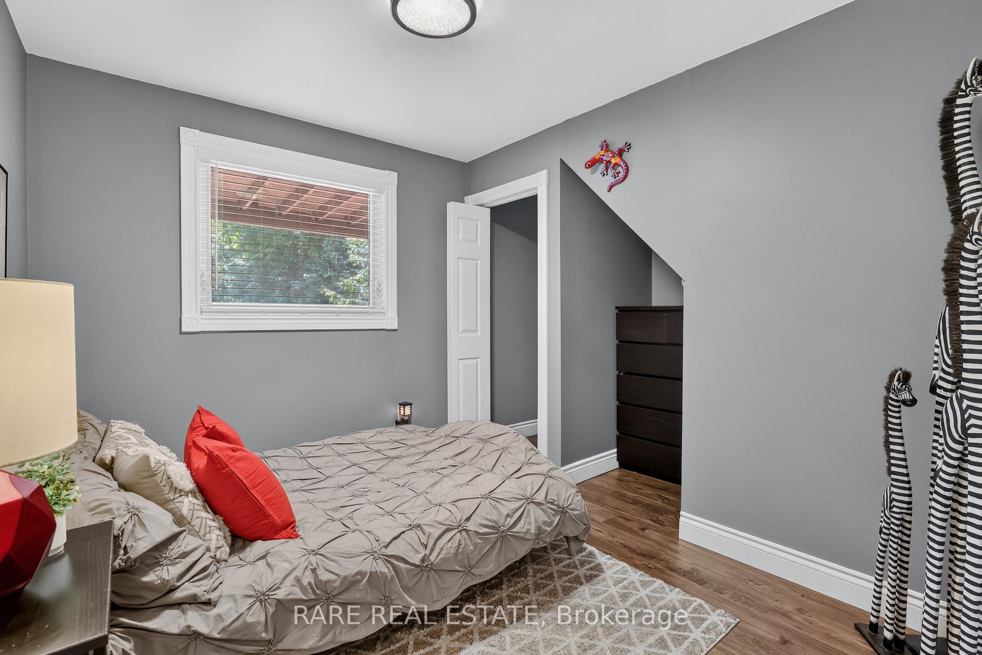 Photo 23 of 79 Caroline Street W, Clearview, Rural Clearview — HOMEH