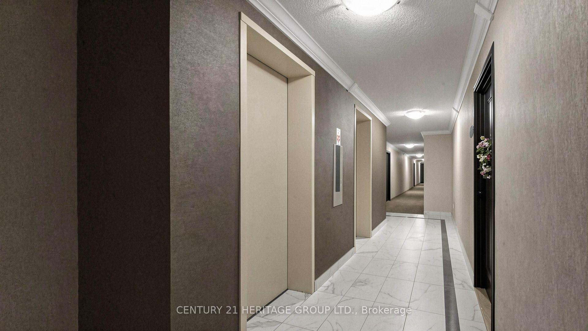 Photo 6 of Unit 1108, 60 Inverlochy Boulevard, Markham, Royal Orchard — HOMEH