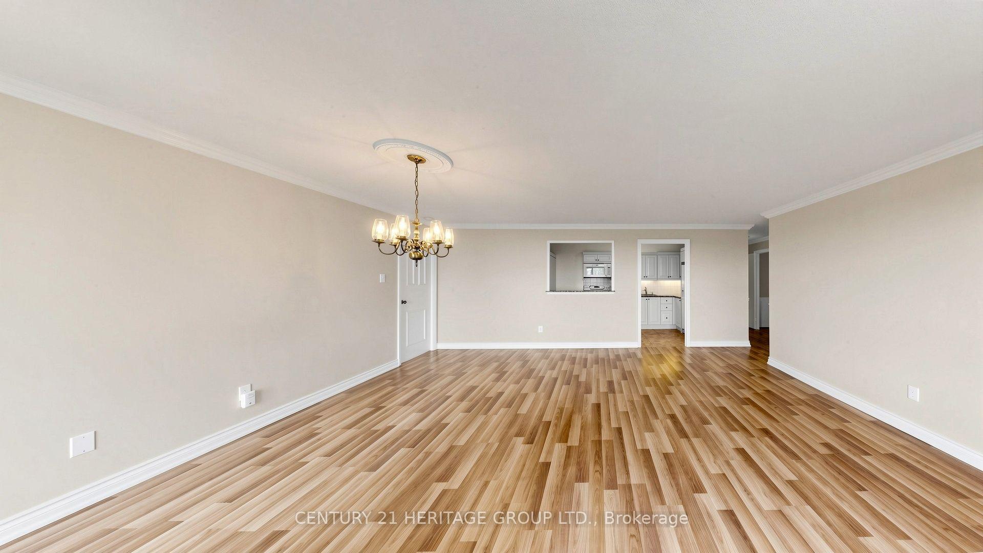 Photo 13 of Unit 1108, 60 Inverlochy Boulevard, Markham, Royal Orchard — HOMEH