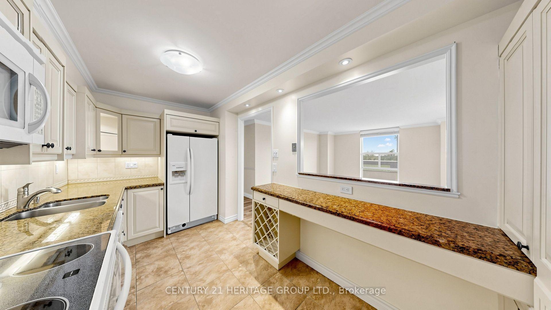 Photo 18 of Unit 1108, 60 Inverlochy Boulevard, Markham, Royal Orchard — HOMEH