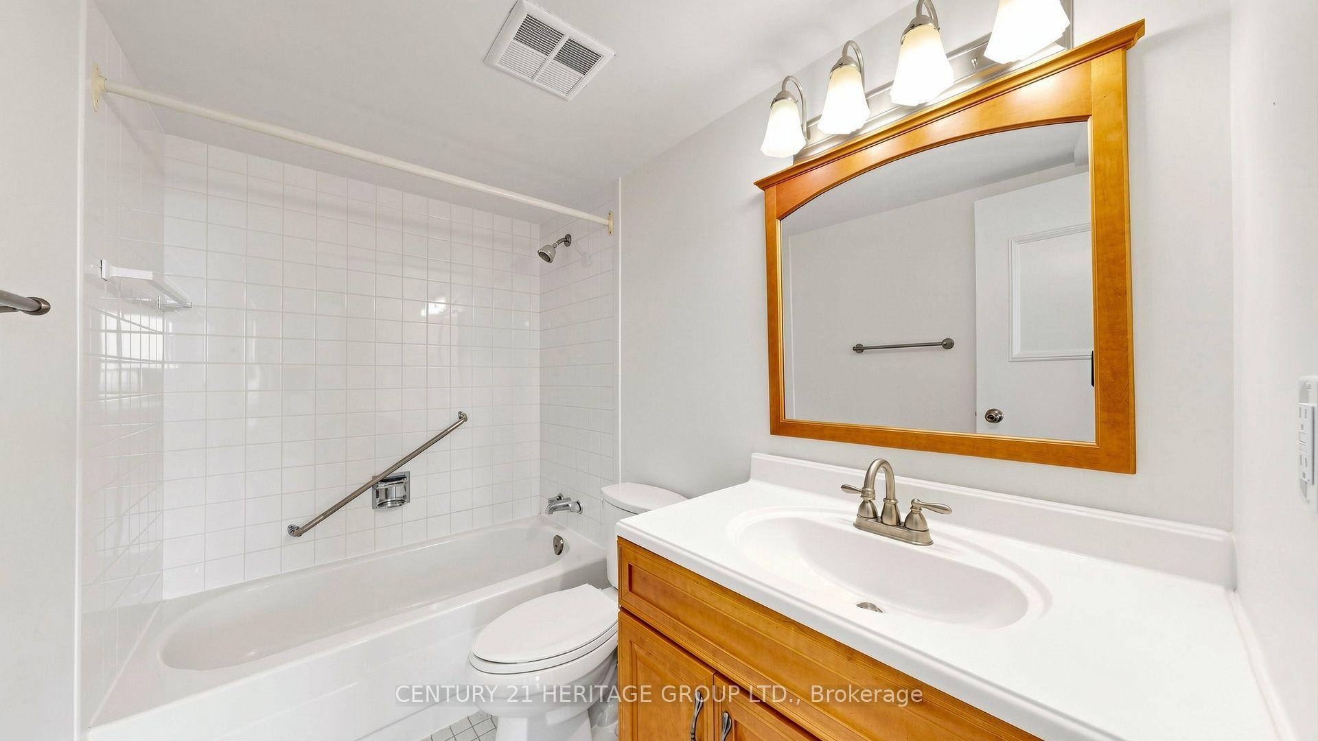 Photo 32 of Unit 1108, 60 Inverlochy Boulevard, Markham, Royal Orchard — HOMEH