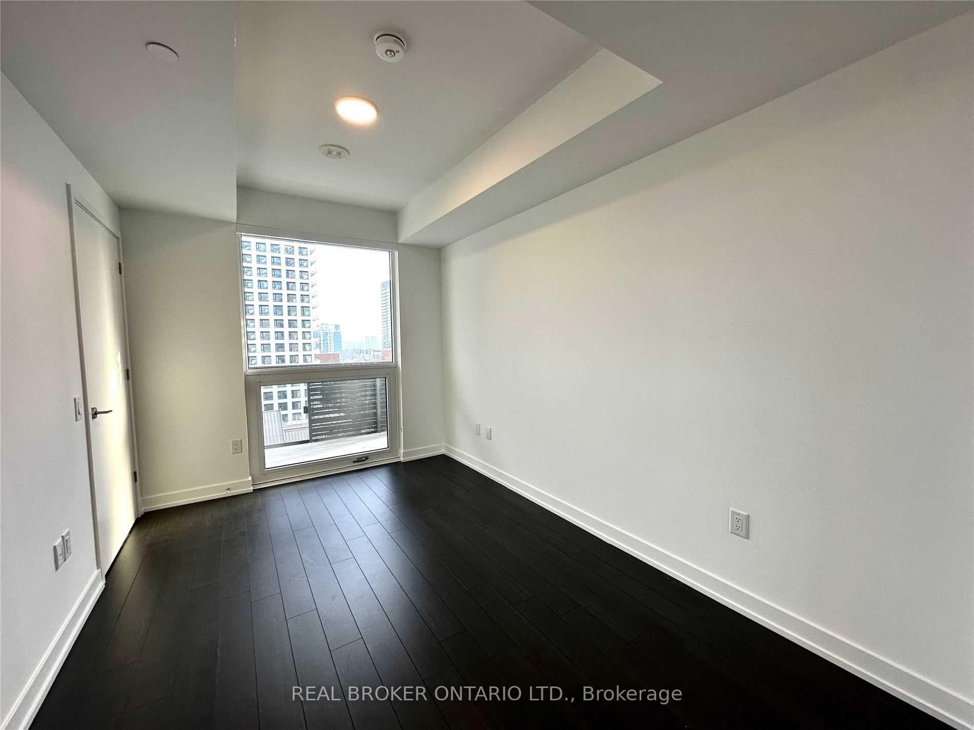 Photo 5 of Unit 1401, 39 Roehampton Avenue, Toronto, Mount Pleasant West — HOMEH