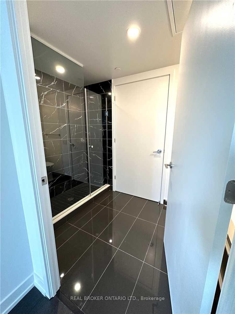 Photo 9 of Unit 1401, 39 Roehampton Avenue, Toronto, Mount Pleasant West — HOMEH