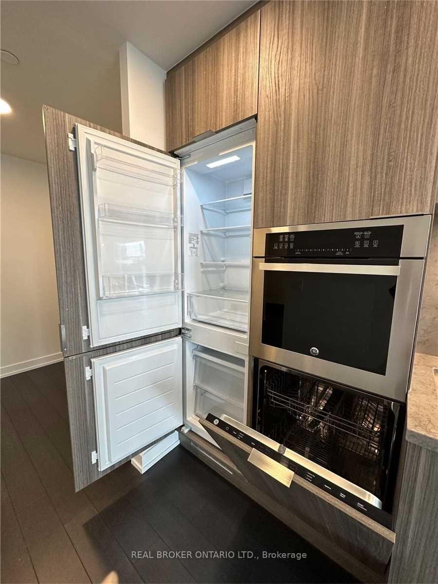 Photo 18 of Unit 1401, 39 Roehampton Avenue, Toronto, Mount Pleasant West — HOMEH