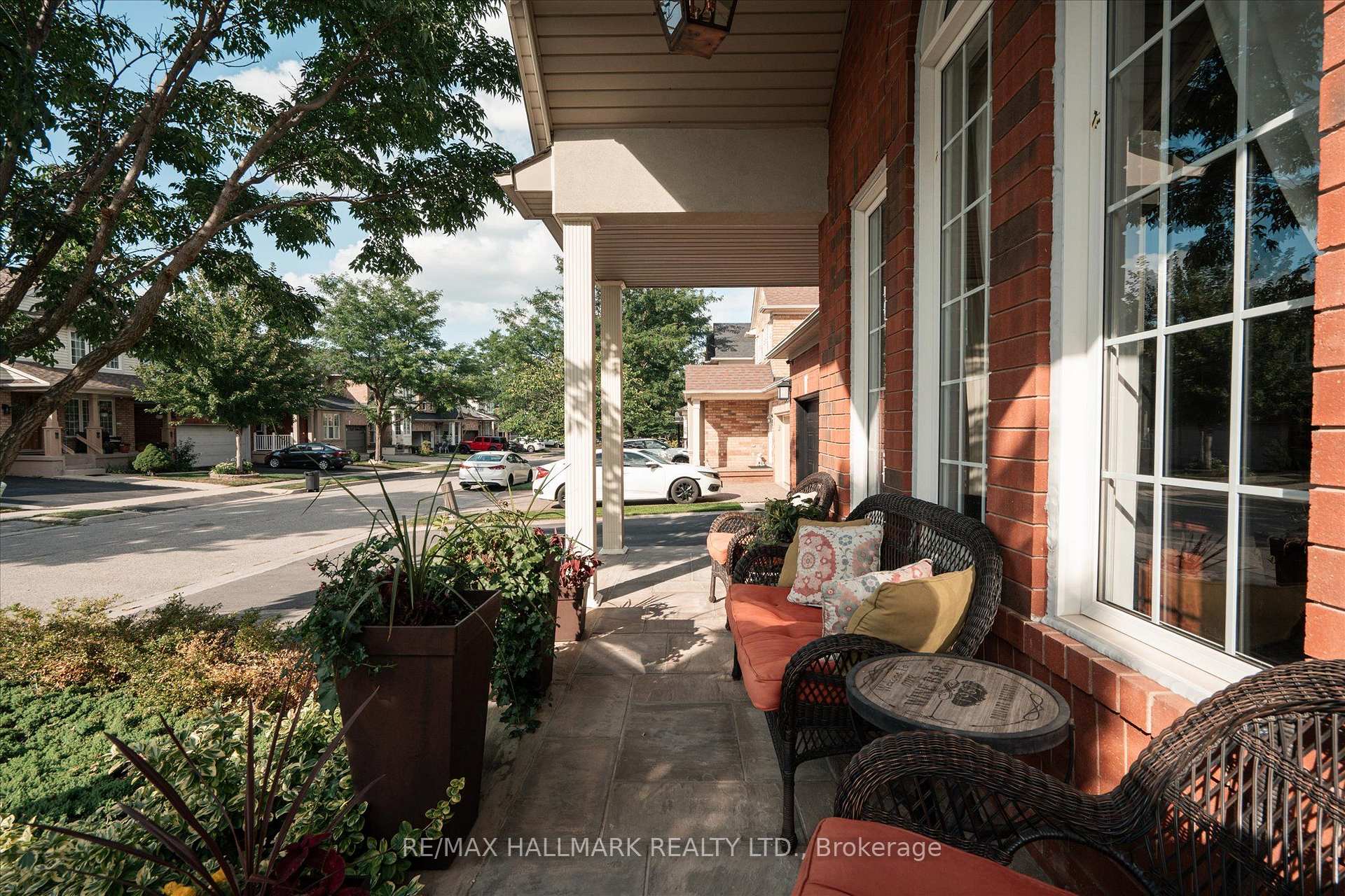Photo 10 of 32 Redcastle Street, Brampton, Fletcher's Meadow — HOMEH