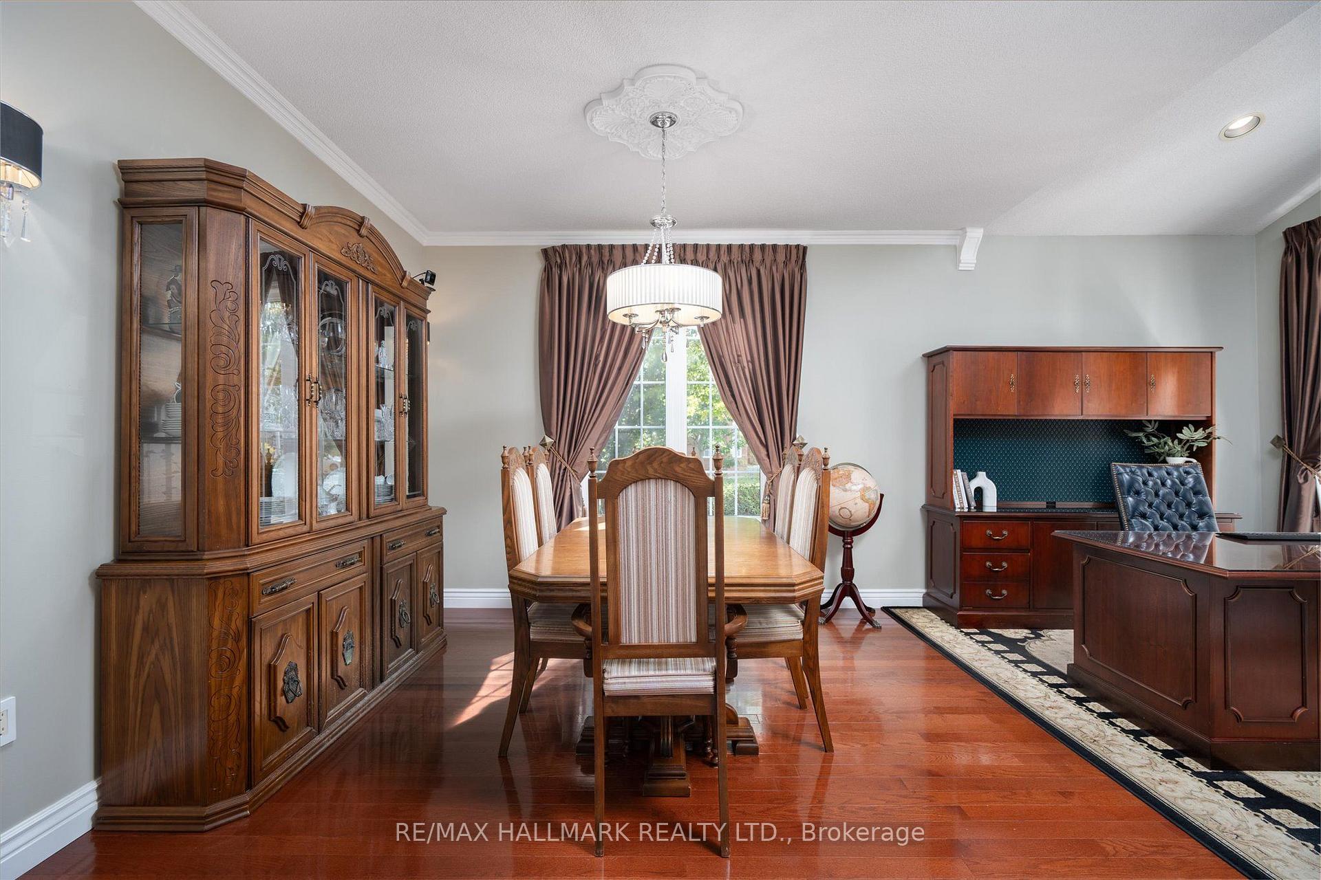Photo 16 of 32 Redcastle Street, Brampton, Fletcher's Meadow — HOMEH