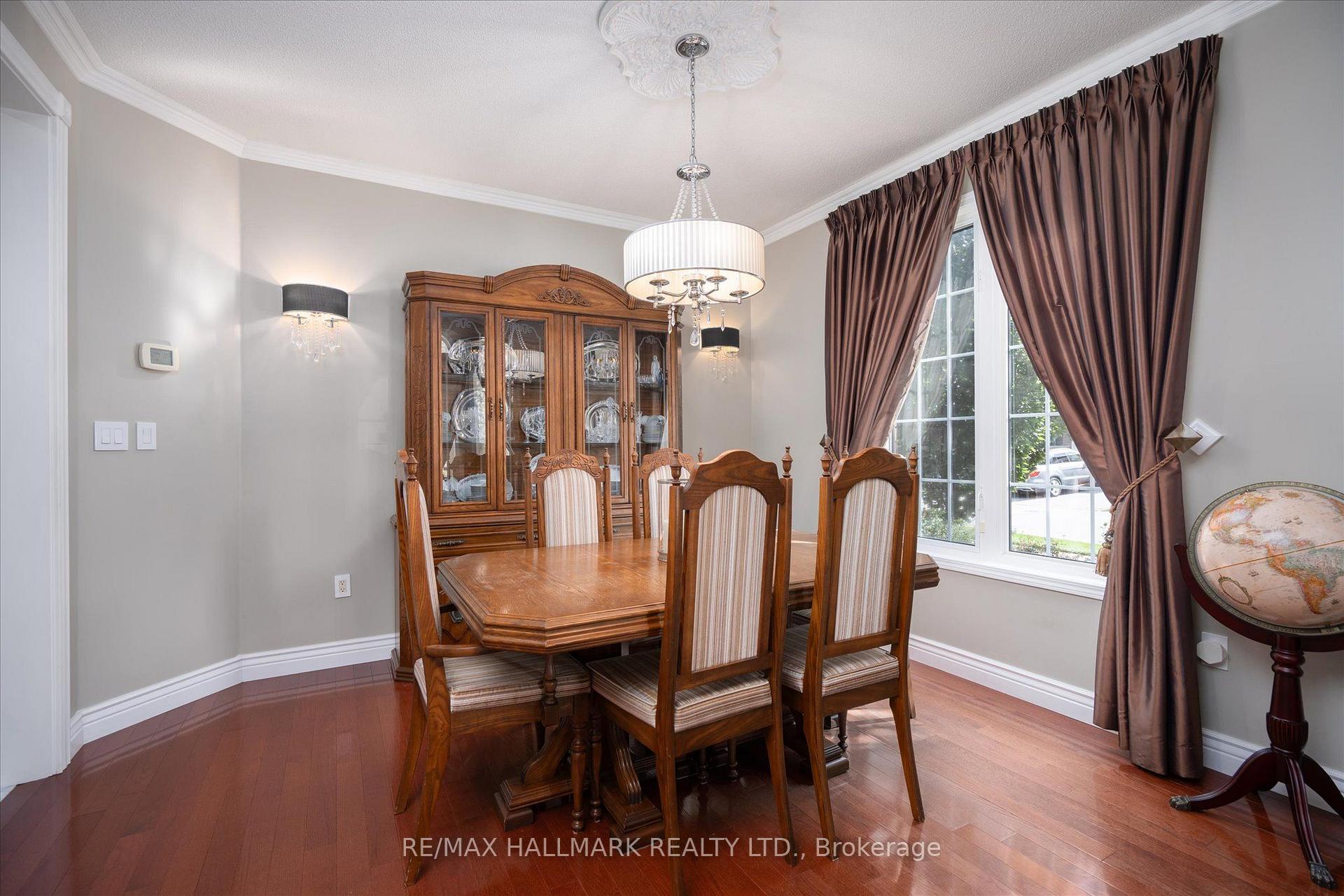 Photo 17 of 32 Redcastle Street, Brampton, Fletcher's Meadow — HOMEH