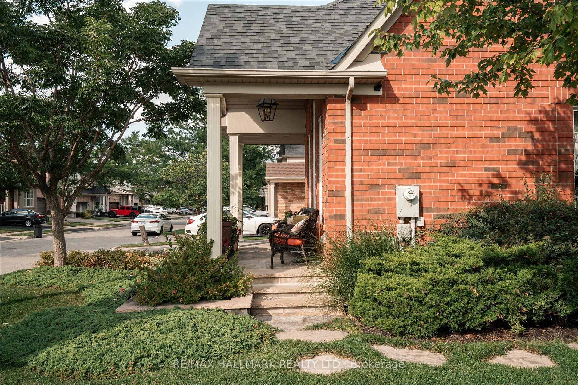 Photo 45 of 32 Redcastle Street, Brampton, Fletcher's Meadow — HOMEH