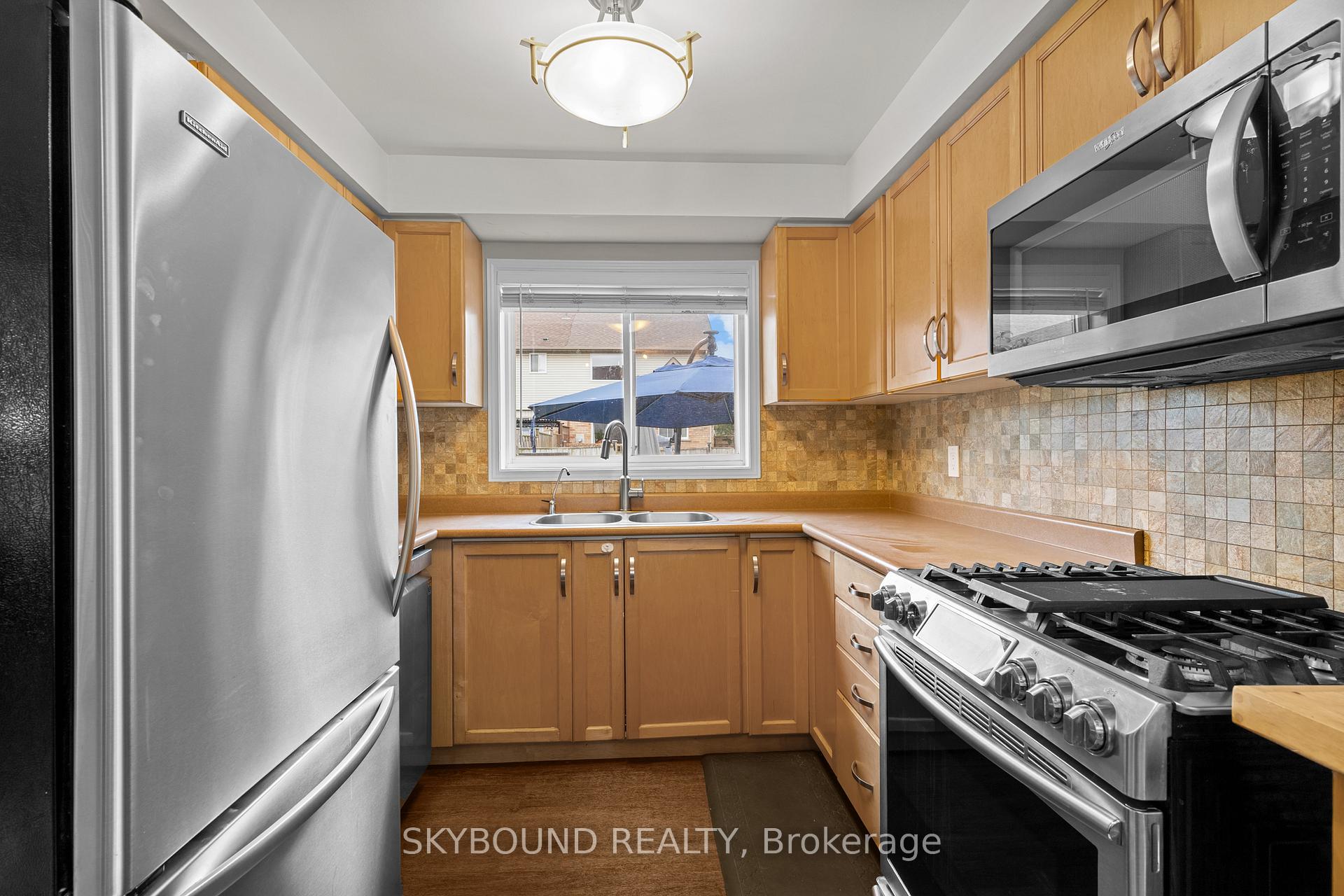 Photo 13 of 1296 Blanshard Drive, Burlington, Tansley — HOMEH