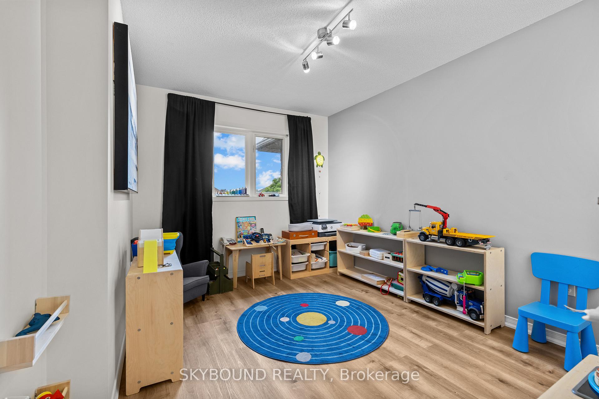 Photo 19 of 1296 Blanshard Drive, Burlington, Tansley — HOMEH
