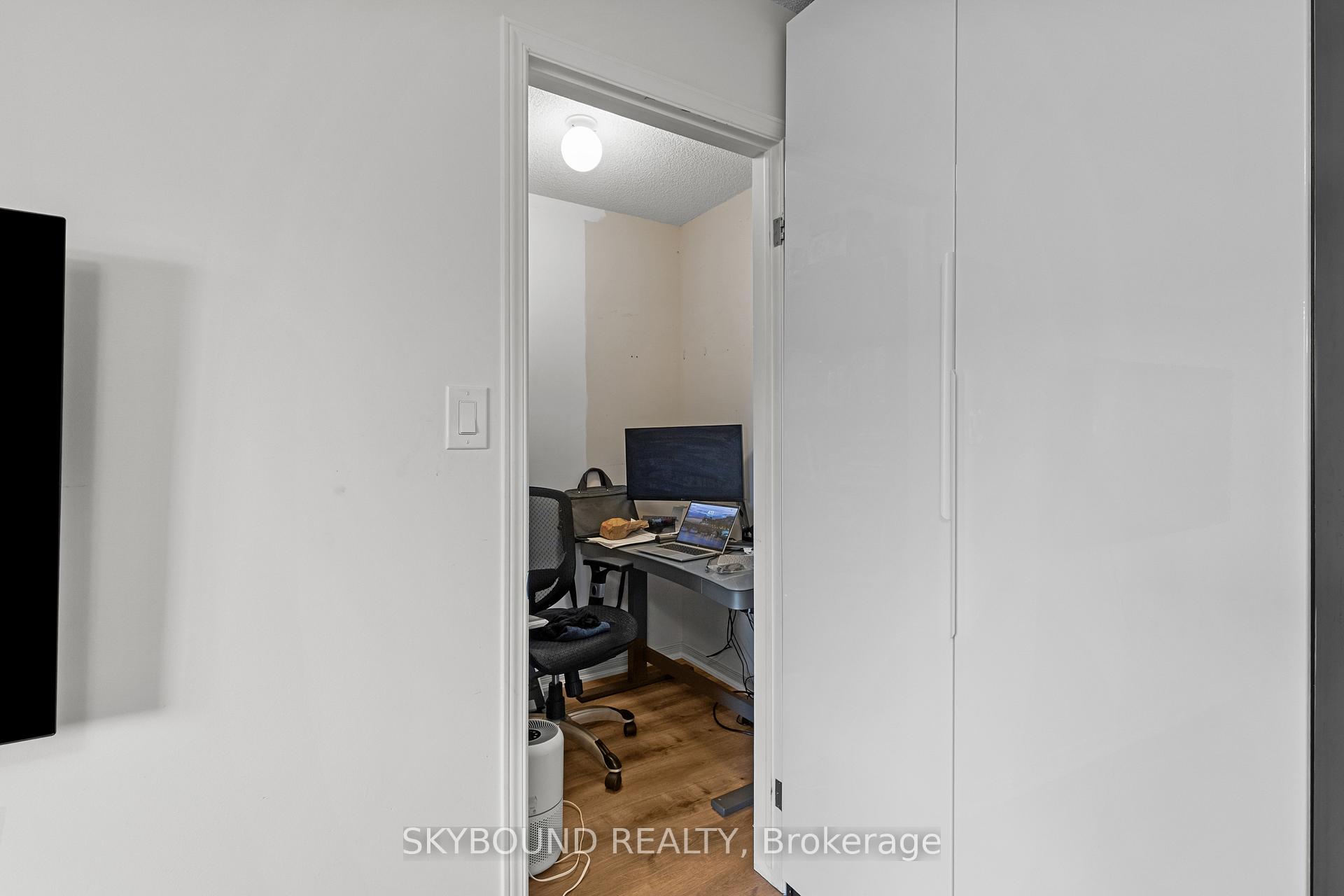 Photo 24 of 1296 Blanshard Drive, Burlington, Tansley — HOMEH