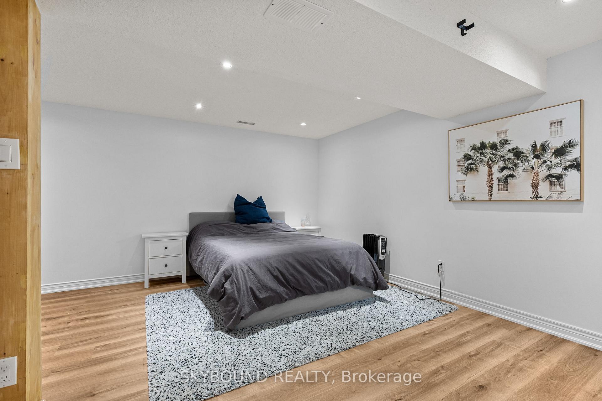 Photo 25 of 1296 Blanshard Drive, Burlington, Tansley — HOMEH