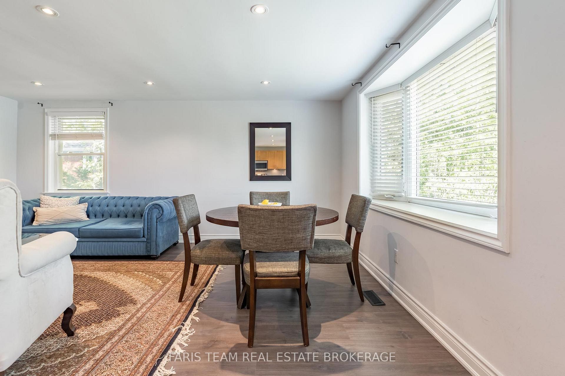 Photo 11 of 136 Oriole Drive, East Gwillimbury, Holland Landing — HOMEH