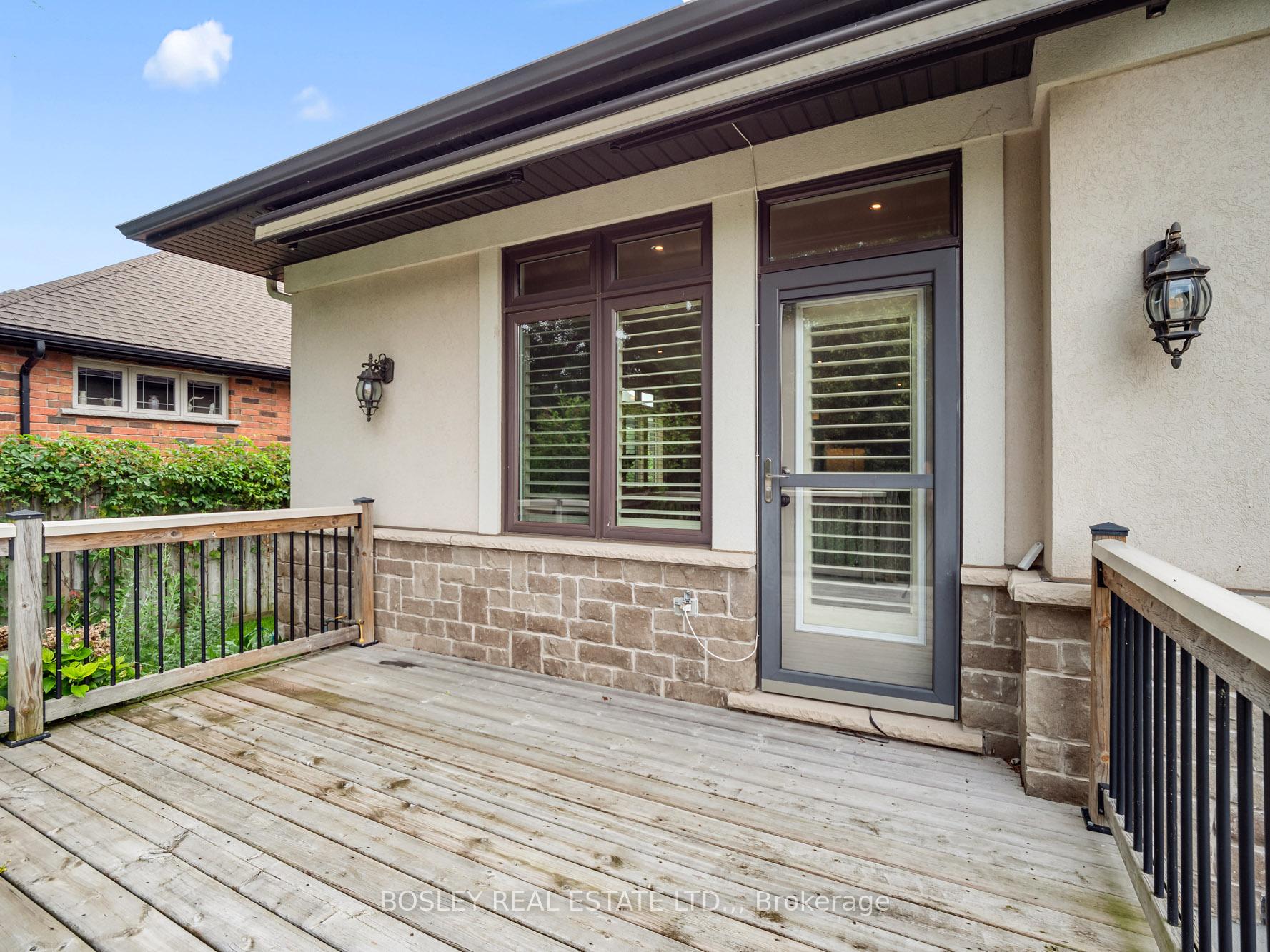 Photo 11 of 1 Emerald Common, St. Catharines, Lakeshore — HOMEH