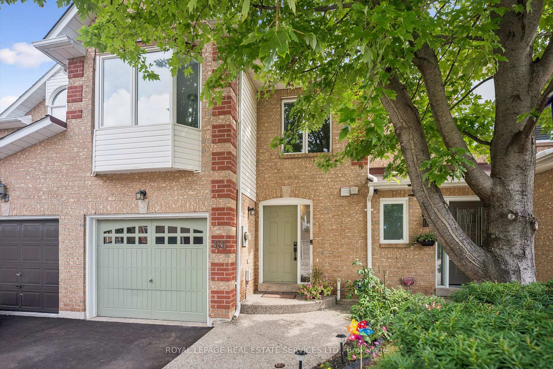 Photo 4 of Unit 66, 1240 Westview Terrace, Oakville, West Oak Trails — HOMEH