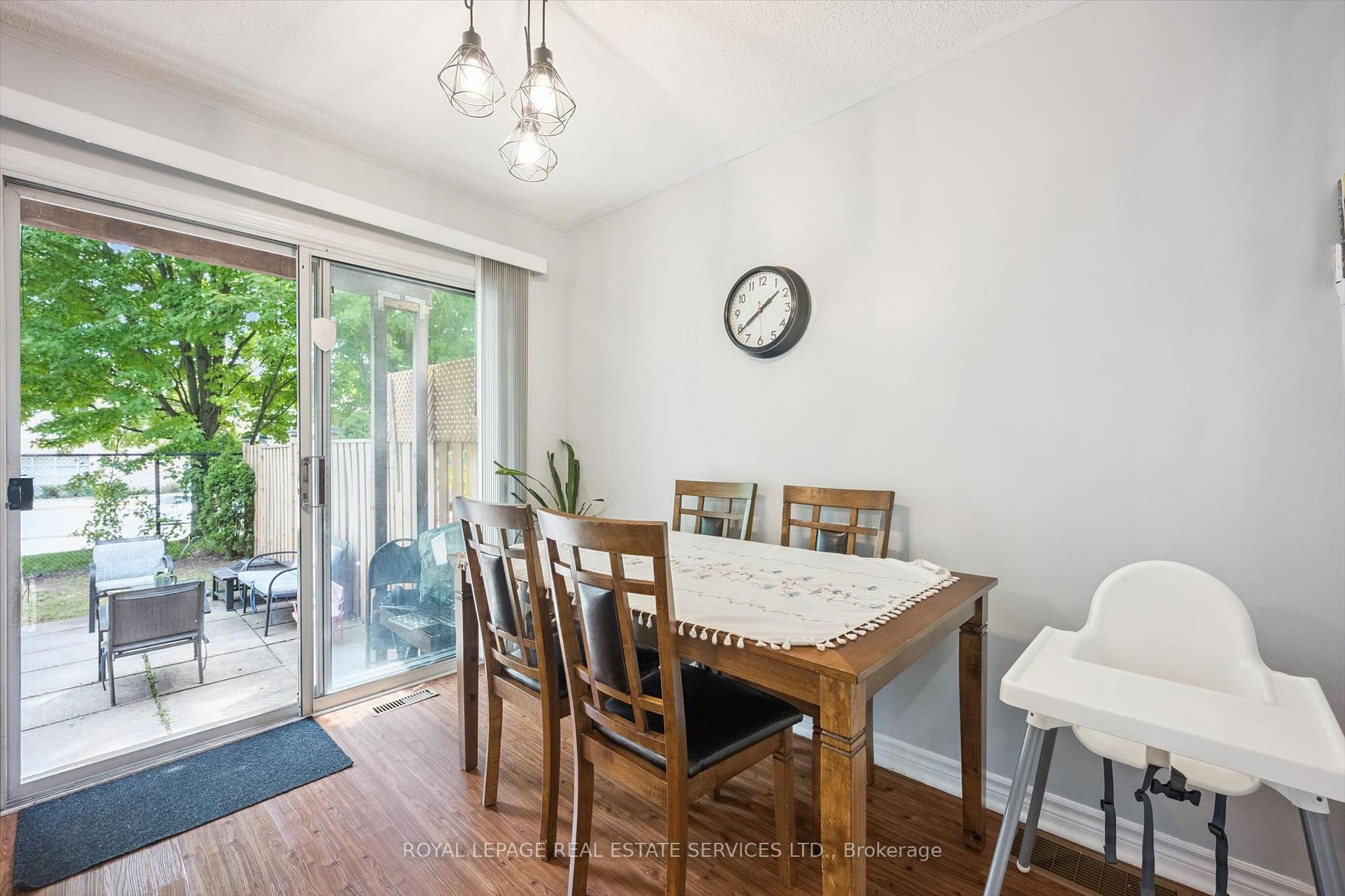 Photo 13 of Unit 66, 1240 Westview Terrace, Oakville, West Oak Trails — HOMEH