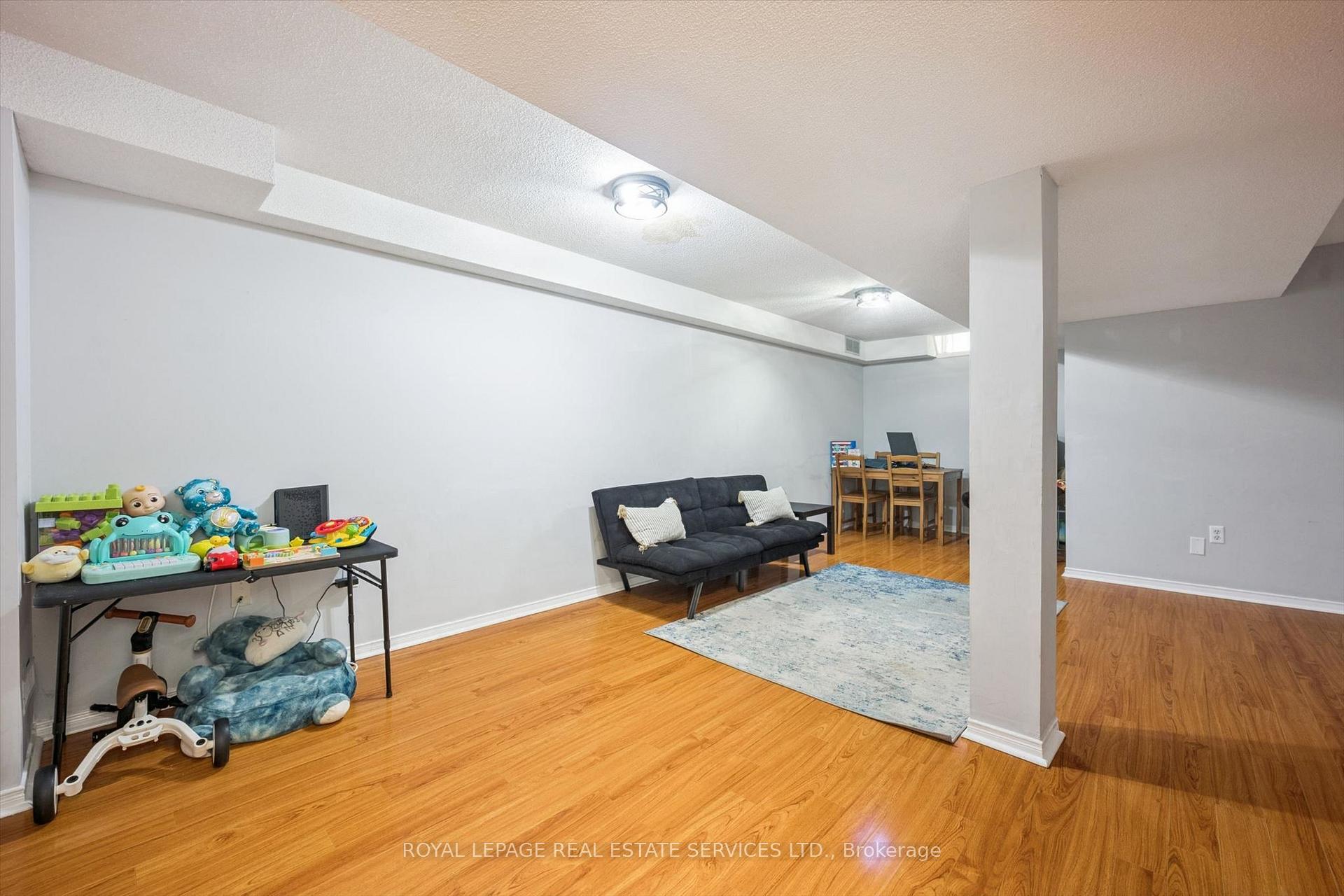 Photo 32 of Unit 66, 1240 Westview Terrace, Oakville, West Oak Trails — HOMEH