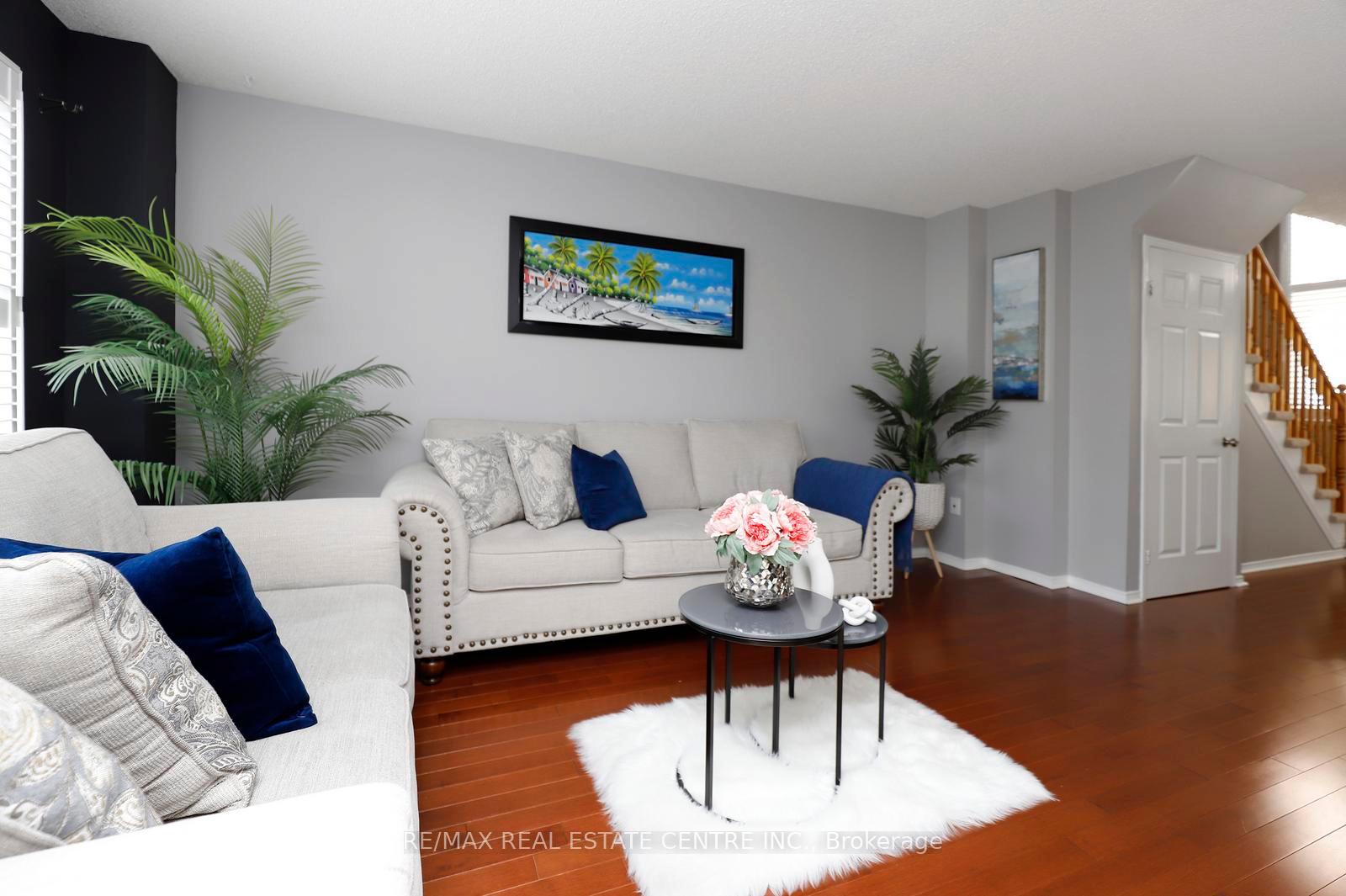 Photo 7 of Unit 26, 2022 Atkinson Drive, Burlington, Rose — HOMEH