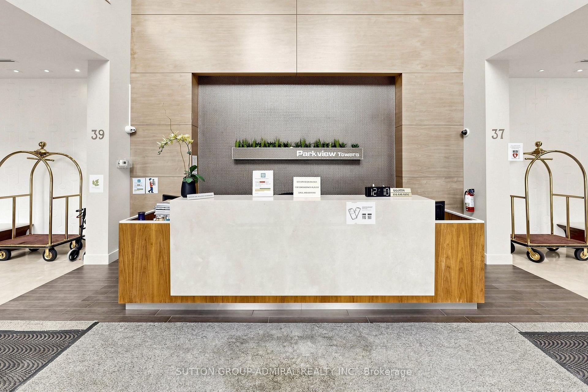 Photo 7 of Unit 210, 39 Galleria Parkway, Markham, Commerce Valley — HOMEH